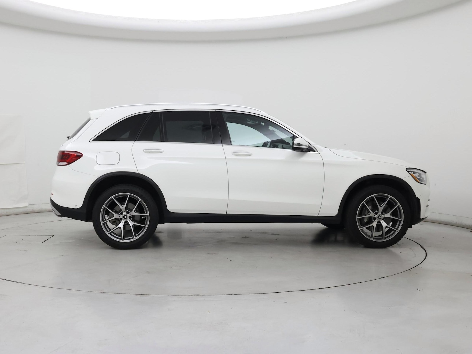 2022 Mercedes-Benz GLC GLC300 - Photo 8