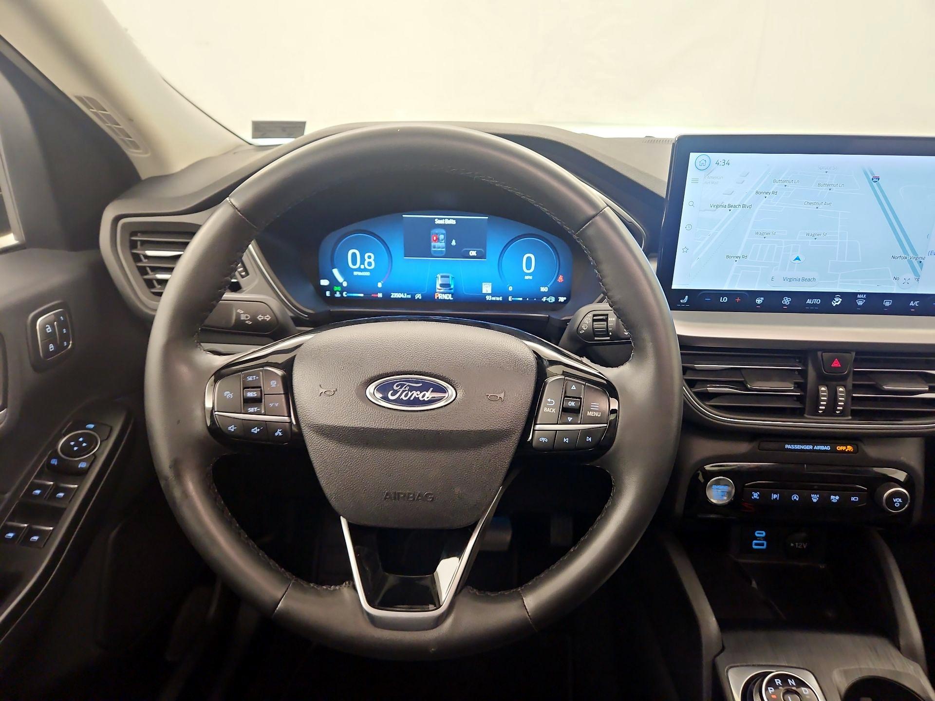 Thumbnail: 2023 Ford Escape - 10