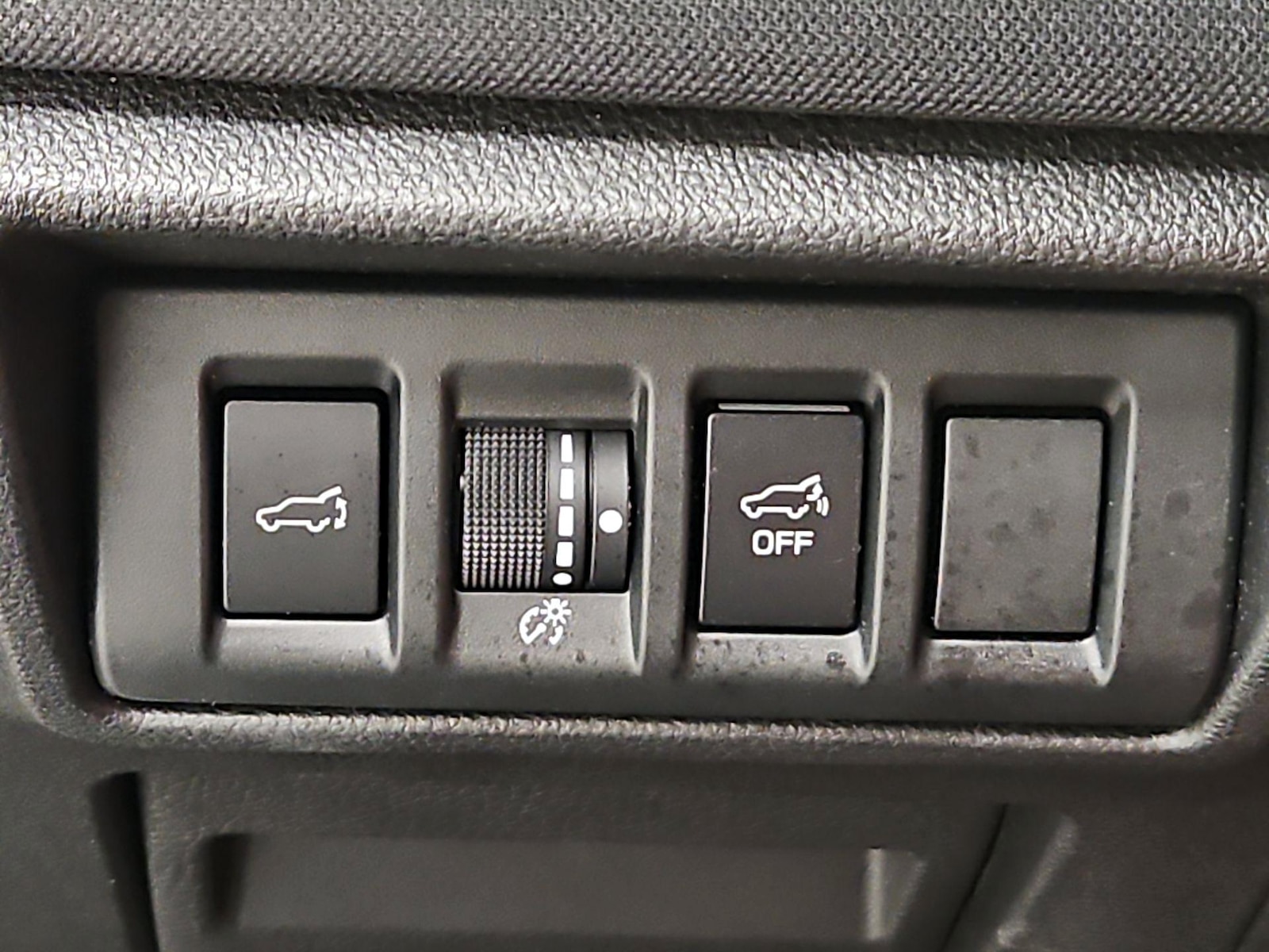 2020 Subaru Outback Premium - Photo 14