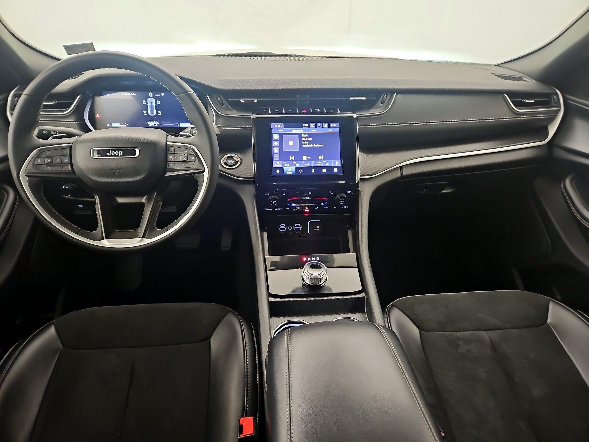 Thumbnail: 2023 Jeep Grand Cherokee - 9