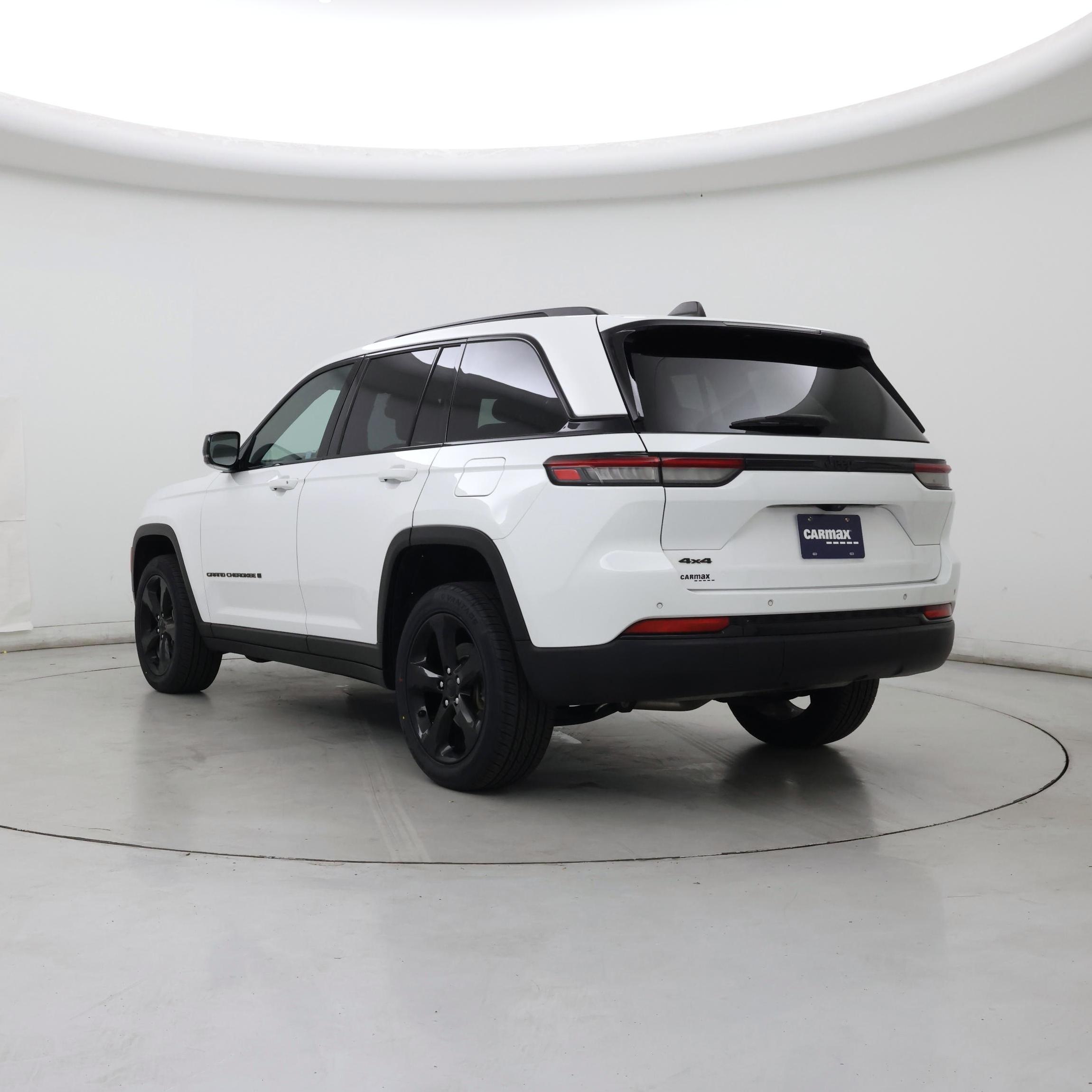 Thumbnail: 2023 Jeep Grand Cherokee - 2