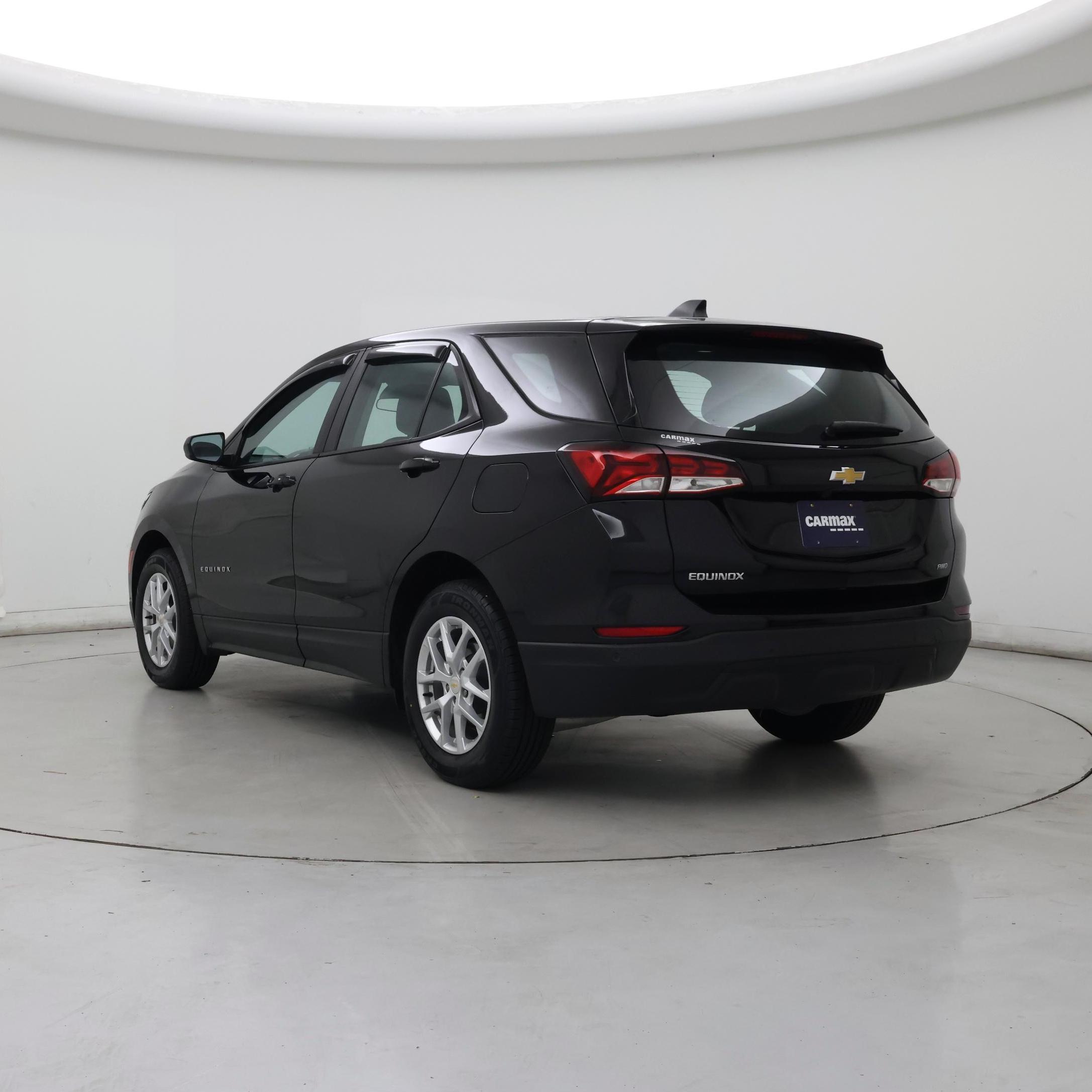 Thumbnail: 2022 Chevrolet Equinox - 2