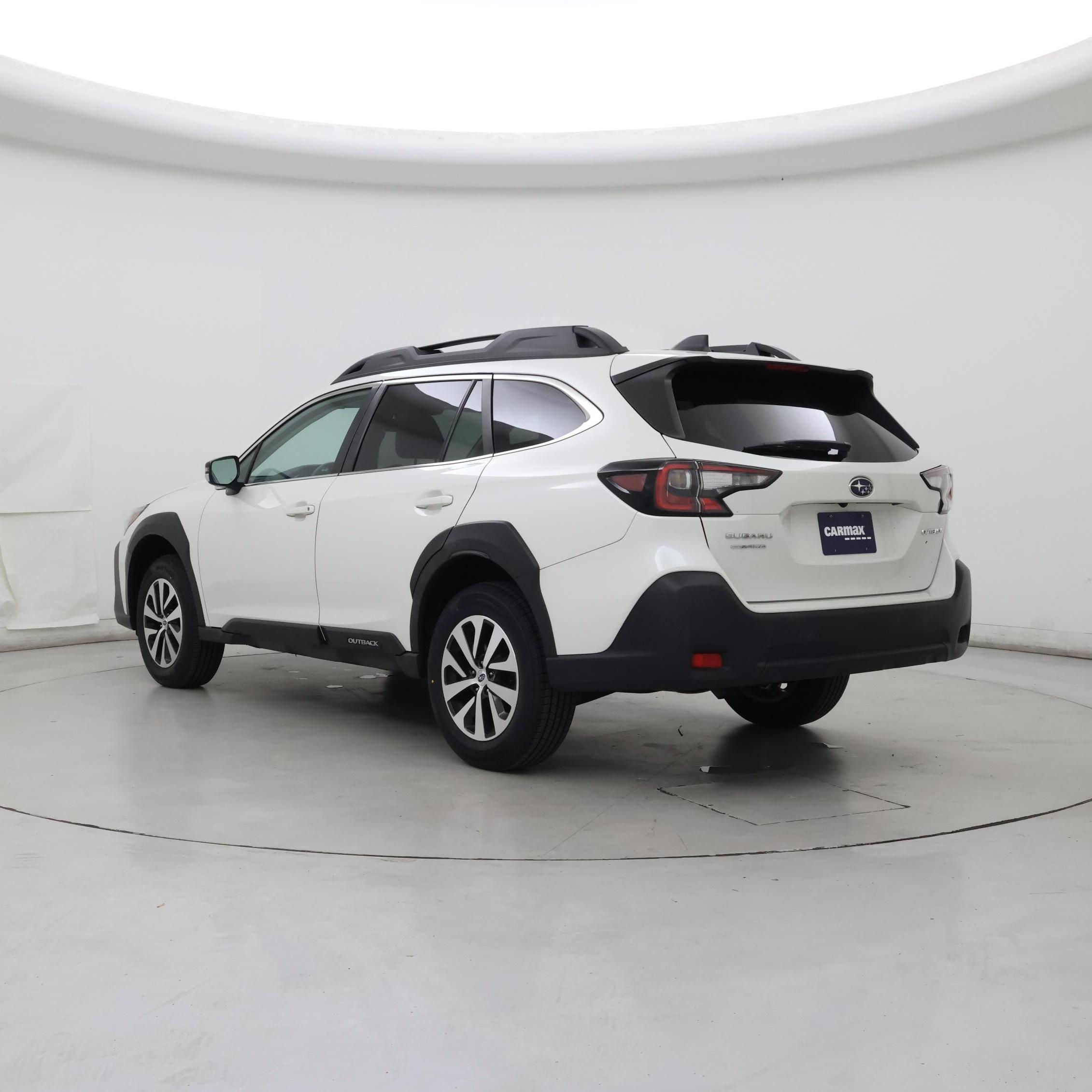 Thumbnail: 2023 Subaru Outback - 2
