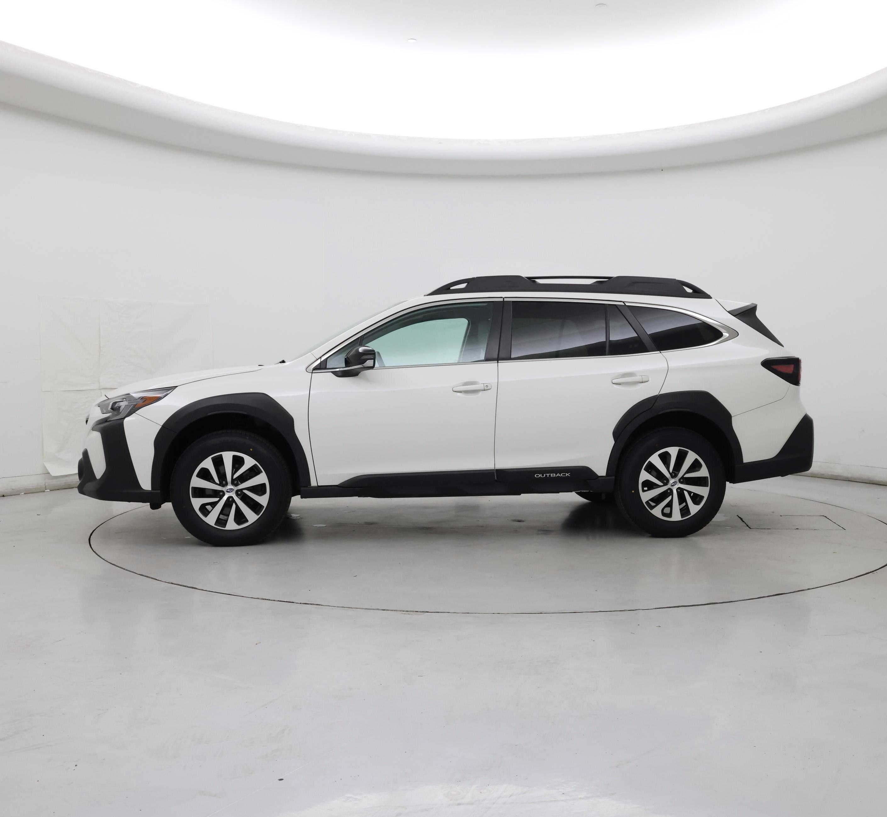 Thumbnail: 2023 Subaru Outback - 3