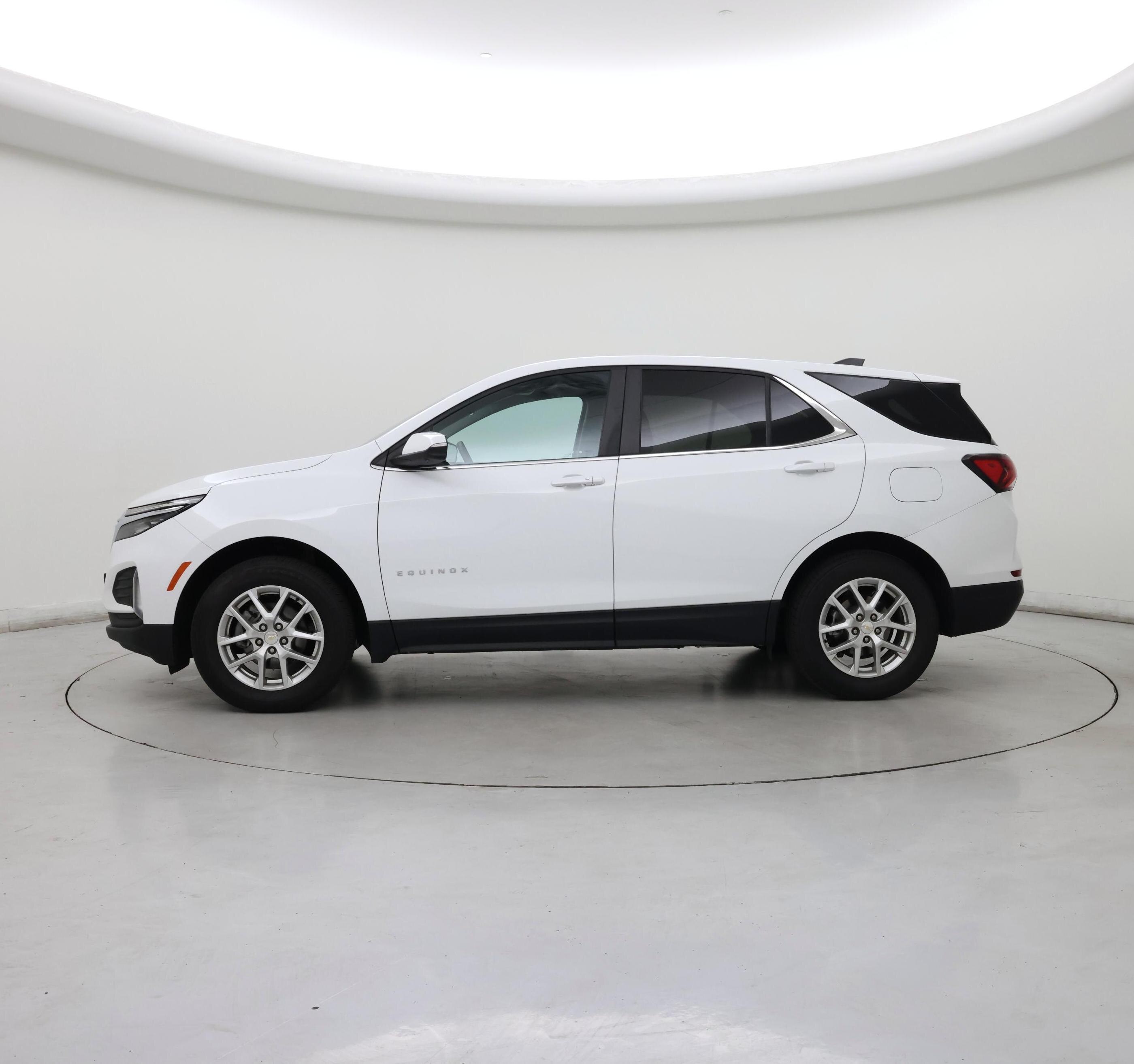 Thumbnail: 2023 Chevrolet Equinox - 3