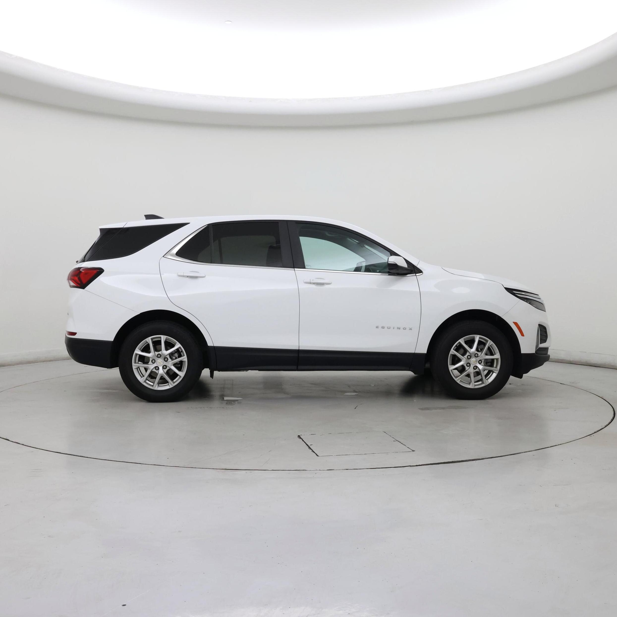 Thumbnail: 2023 Chevrolet Equinox - 7