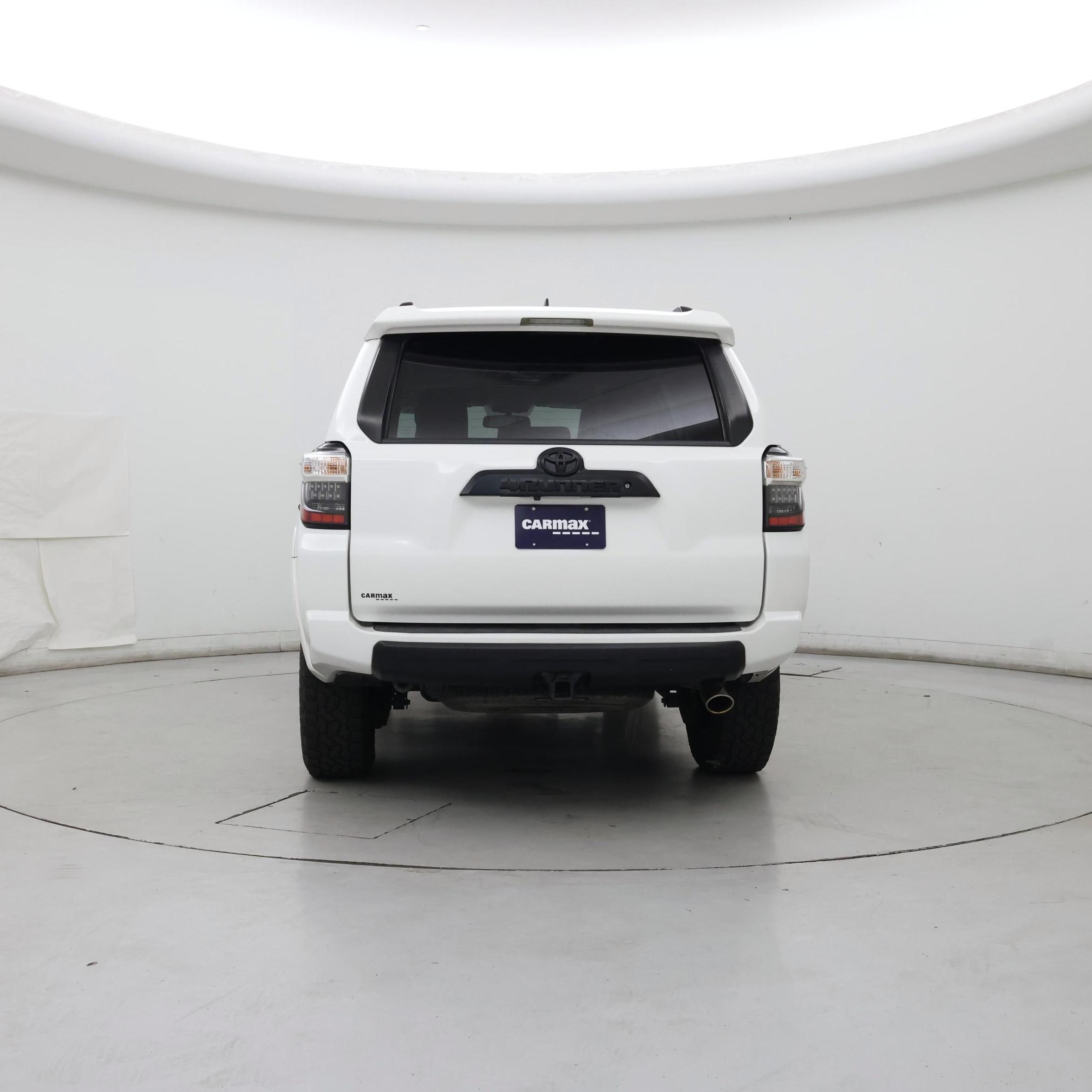 Thumbnail: 2018 Toyota 4Runner - 6