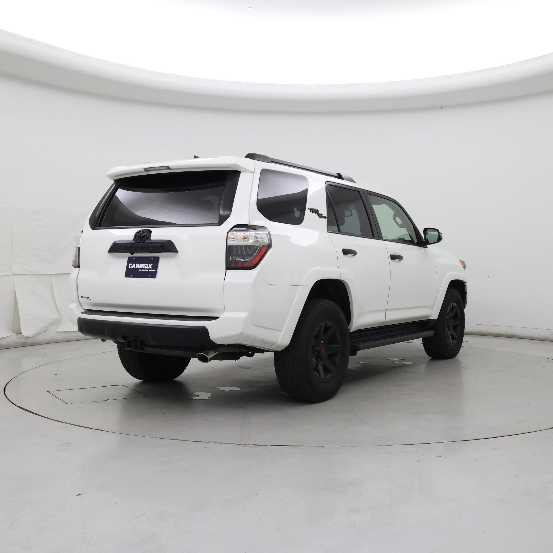 Thumbnail: 2018 Toyota 4Runner - 8