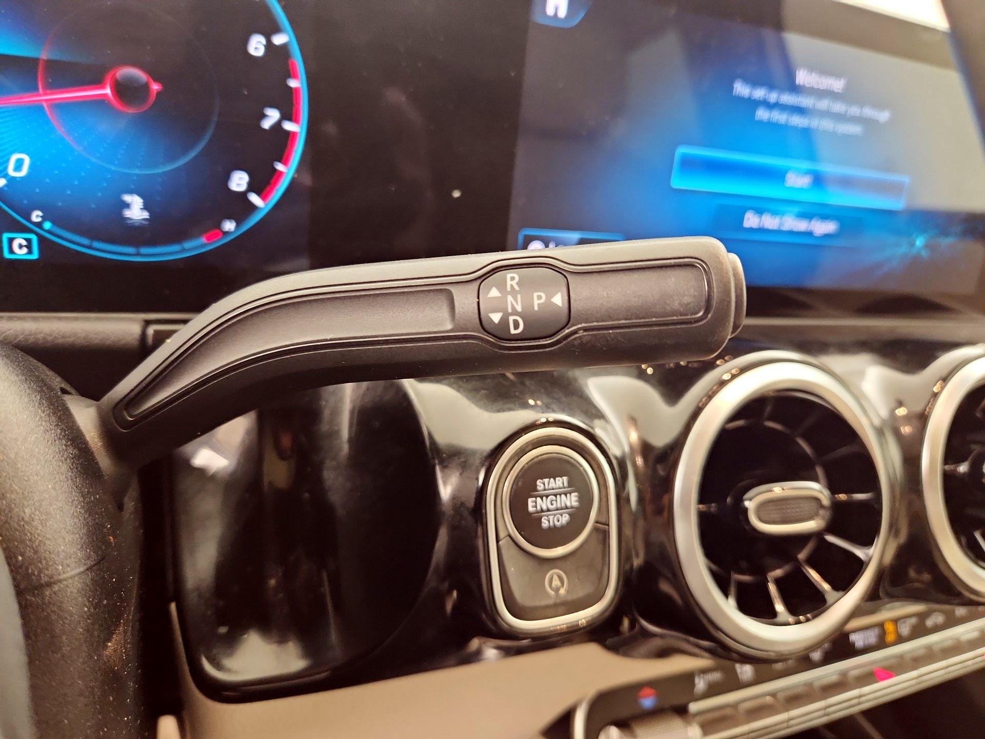 Thumbnail: 2021 Mercedes-Benz GLA - 17