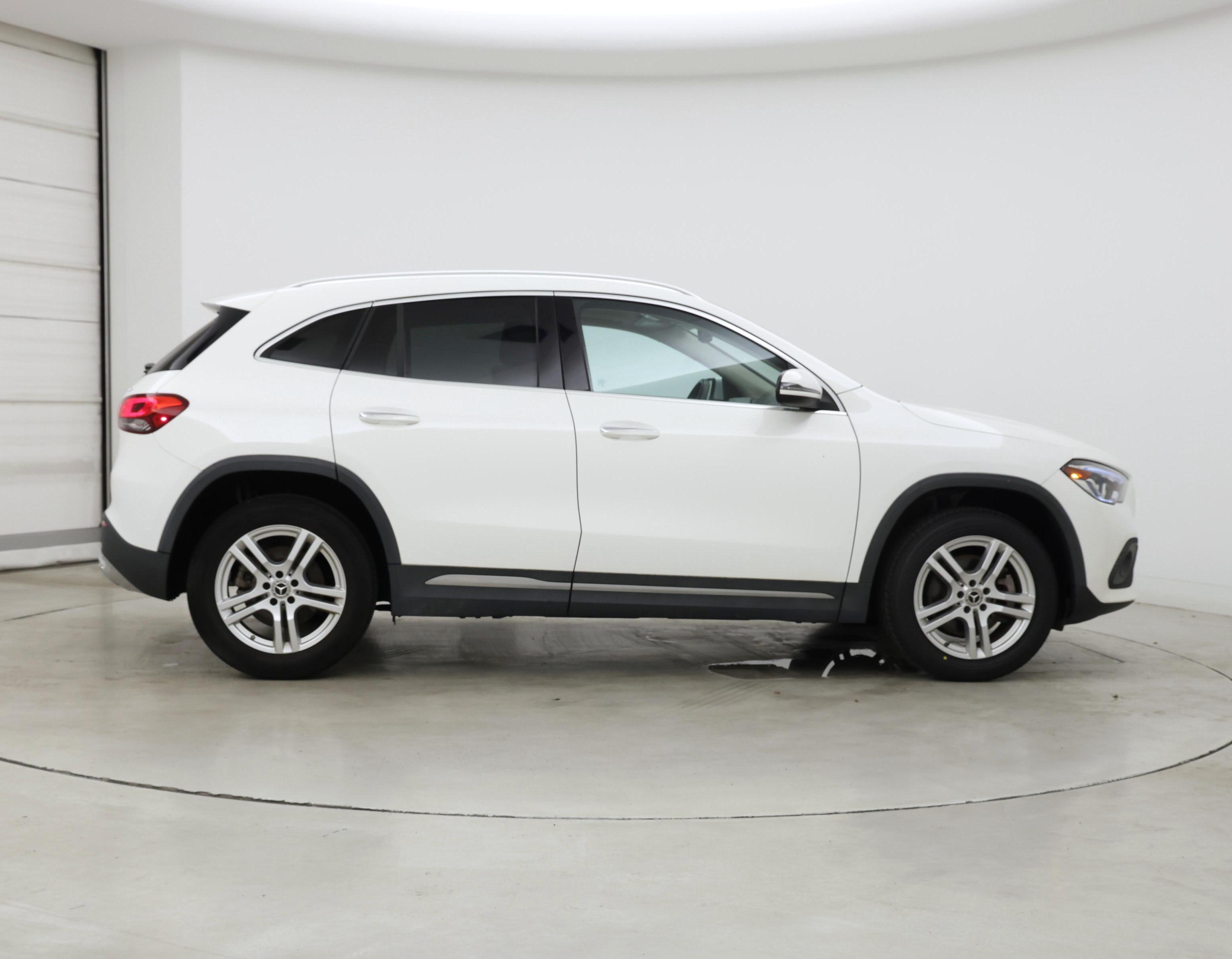 Thumbnail: 2021 Mercedes-Benz GLA - 7