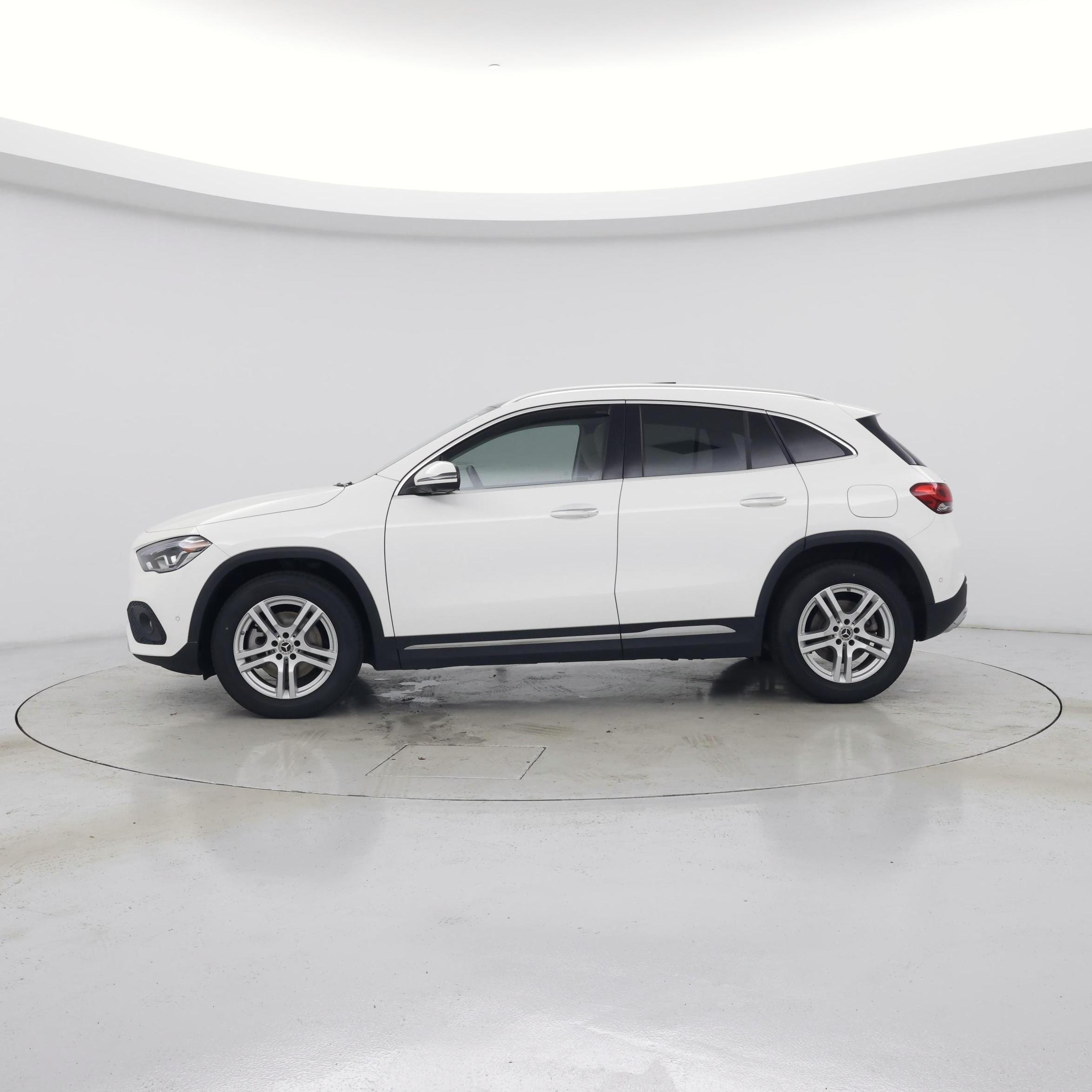 Thumbnail: 2023 Mercedes-Benz GLA - 3