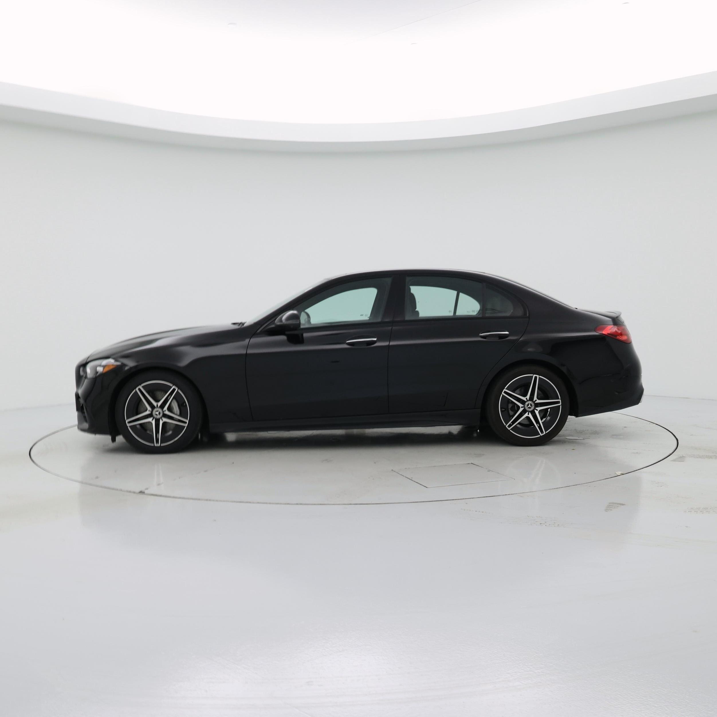 Thumbnail: 2024 Mercedes-Benz C-Class - 3