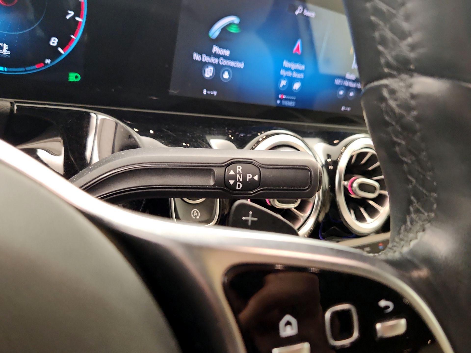 Thumbnail: 2021 Mercedes-Benz GLA - 18