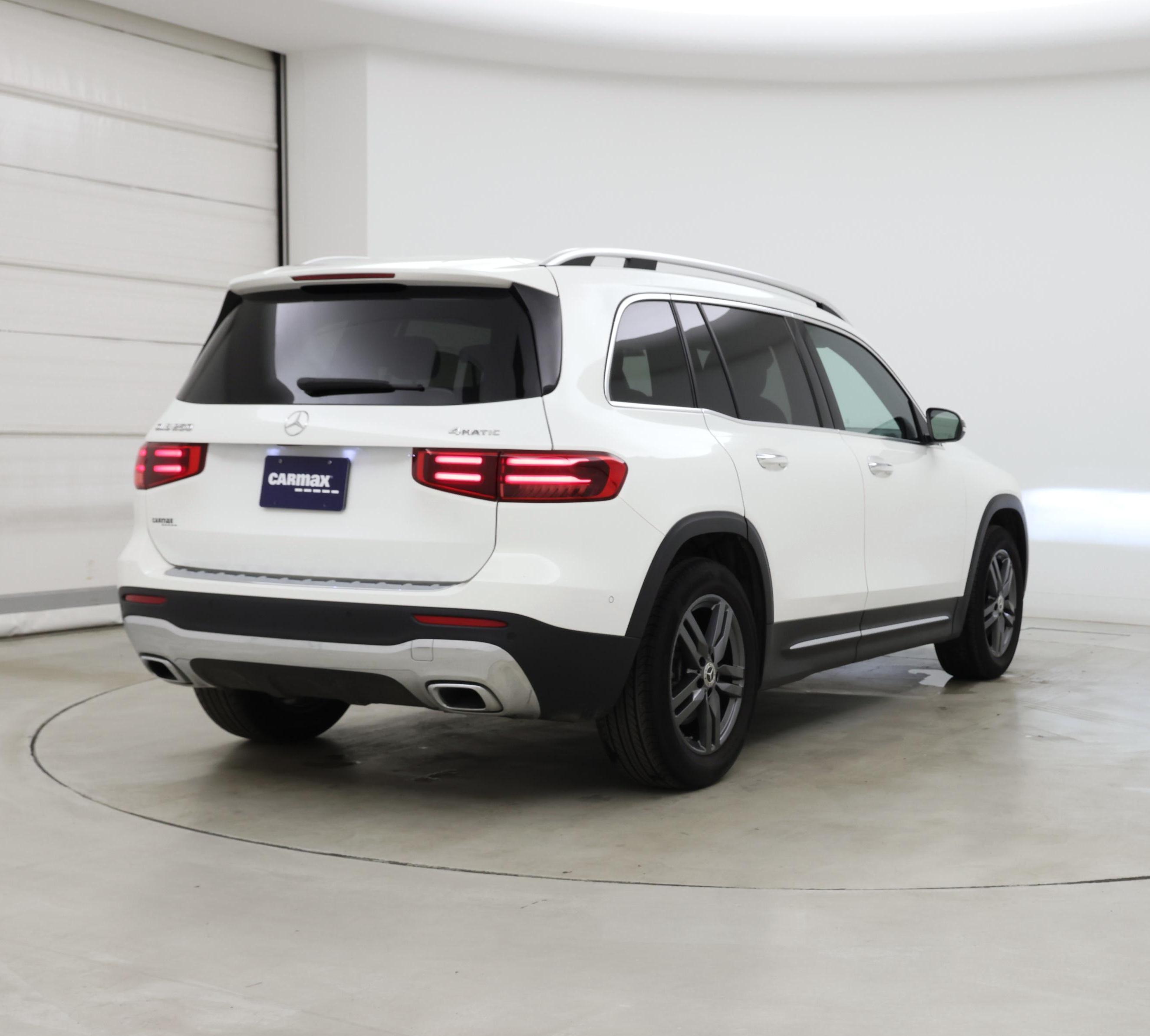 Thumbnail: 2024 Mercedes-Benz GLB - 8