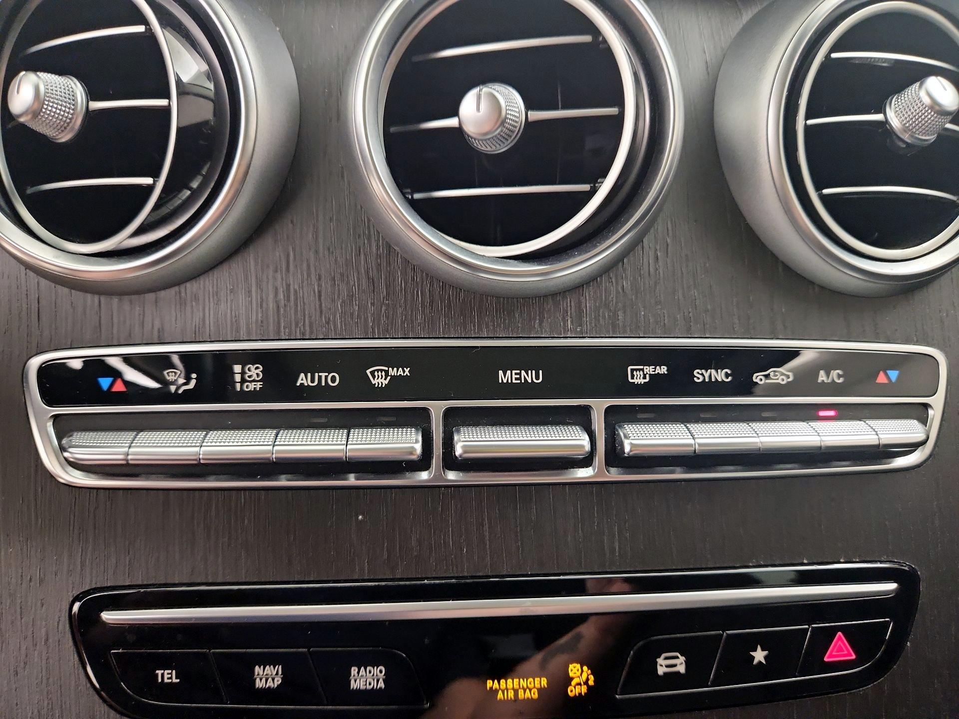 Thumbnail: 2022 Mercedes-Benz GLC - 16