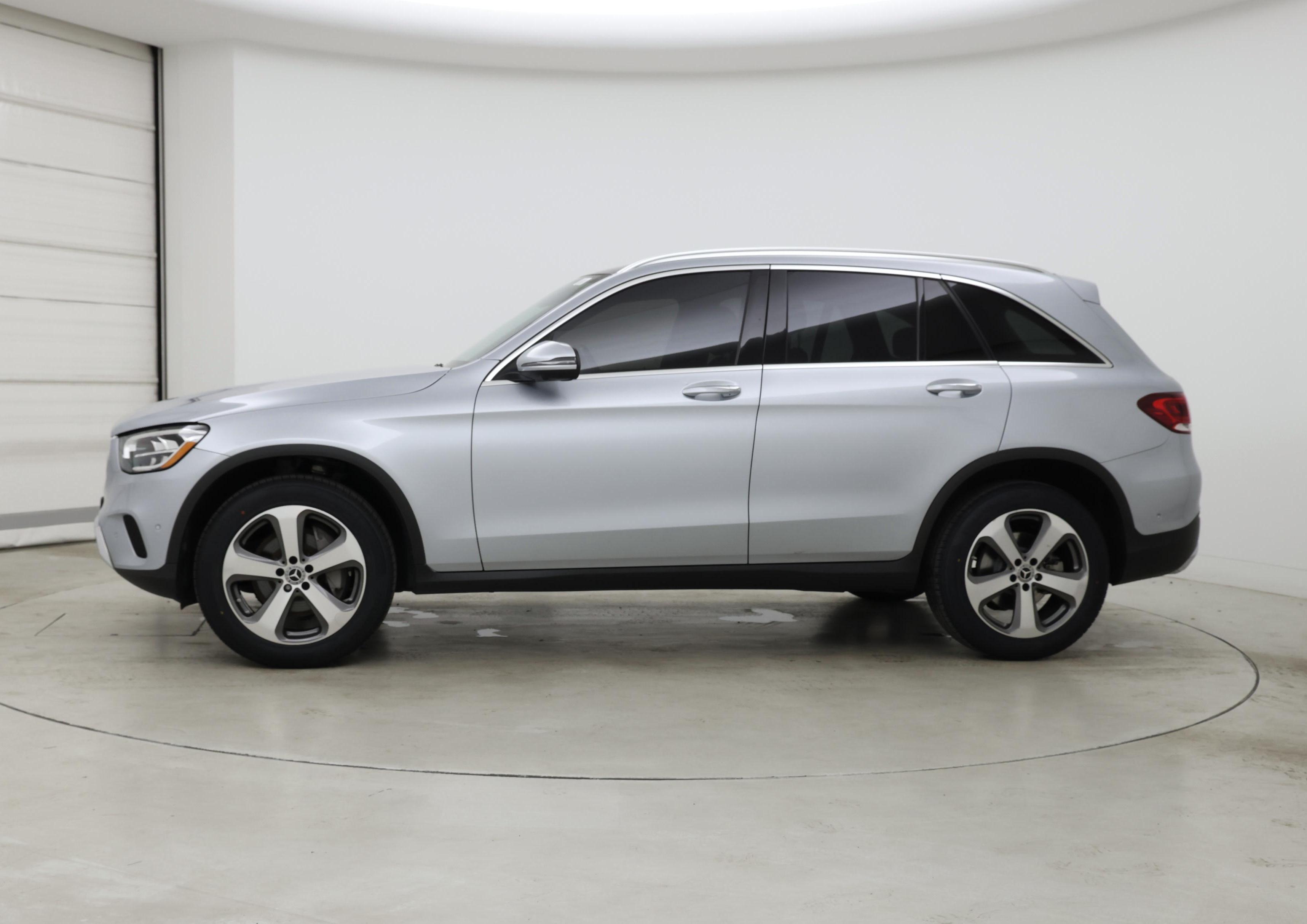 Thumbnail: 2022 Mercedes-Benz GLC - 3