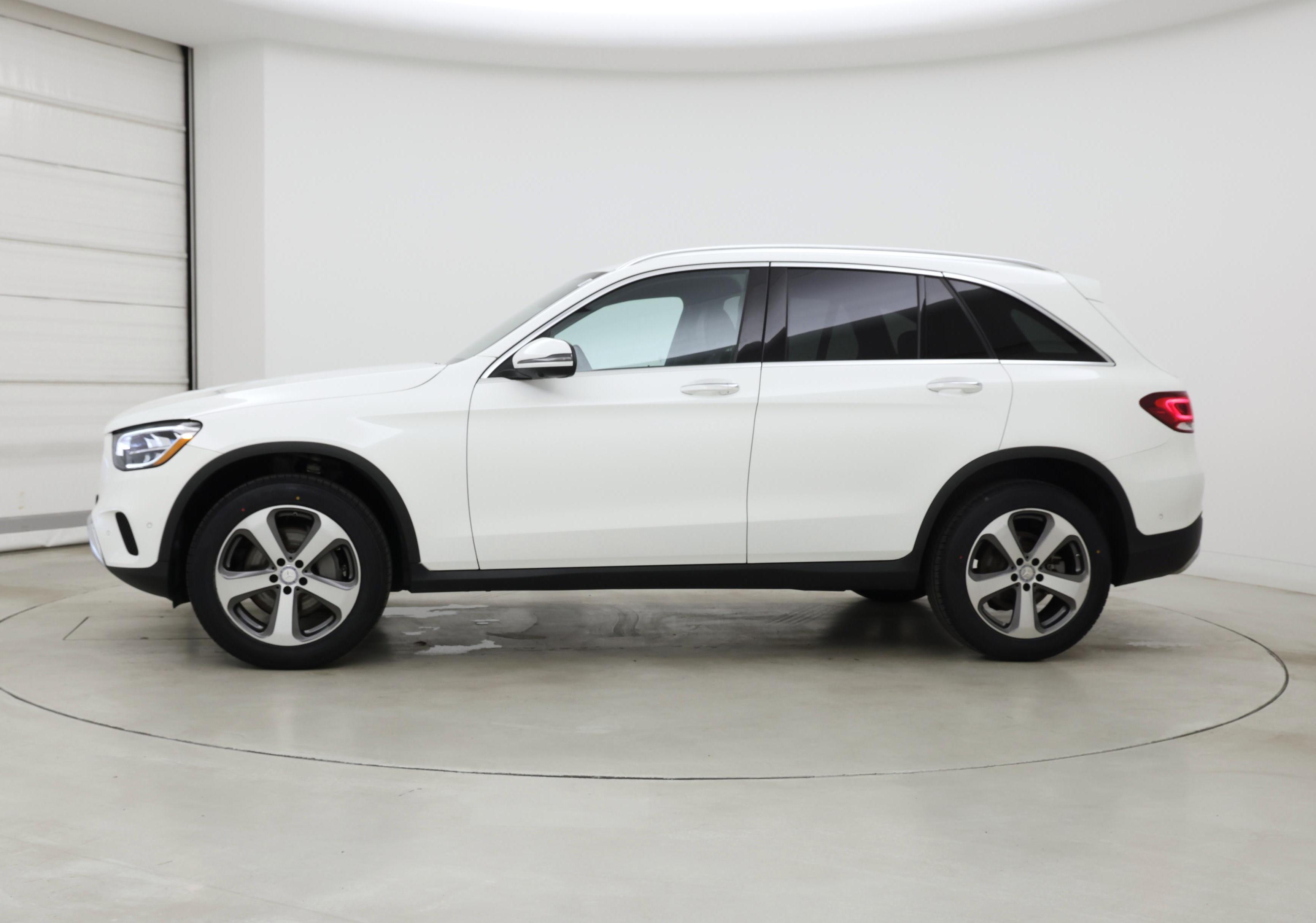 Thumbnail: 2022 Mercedes-Benz GLC - 3