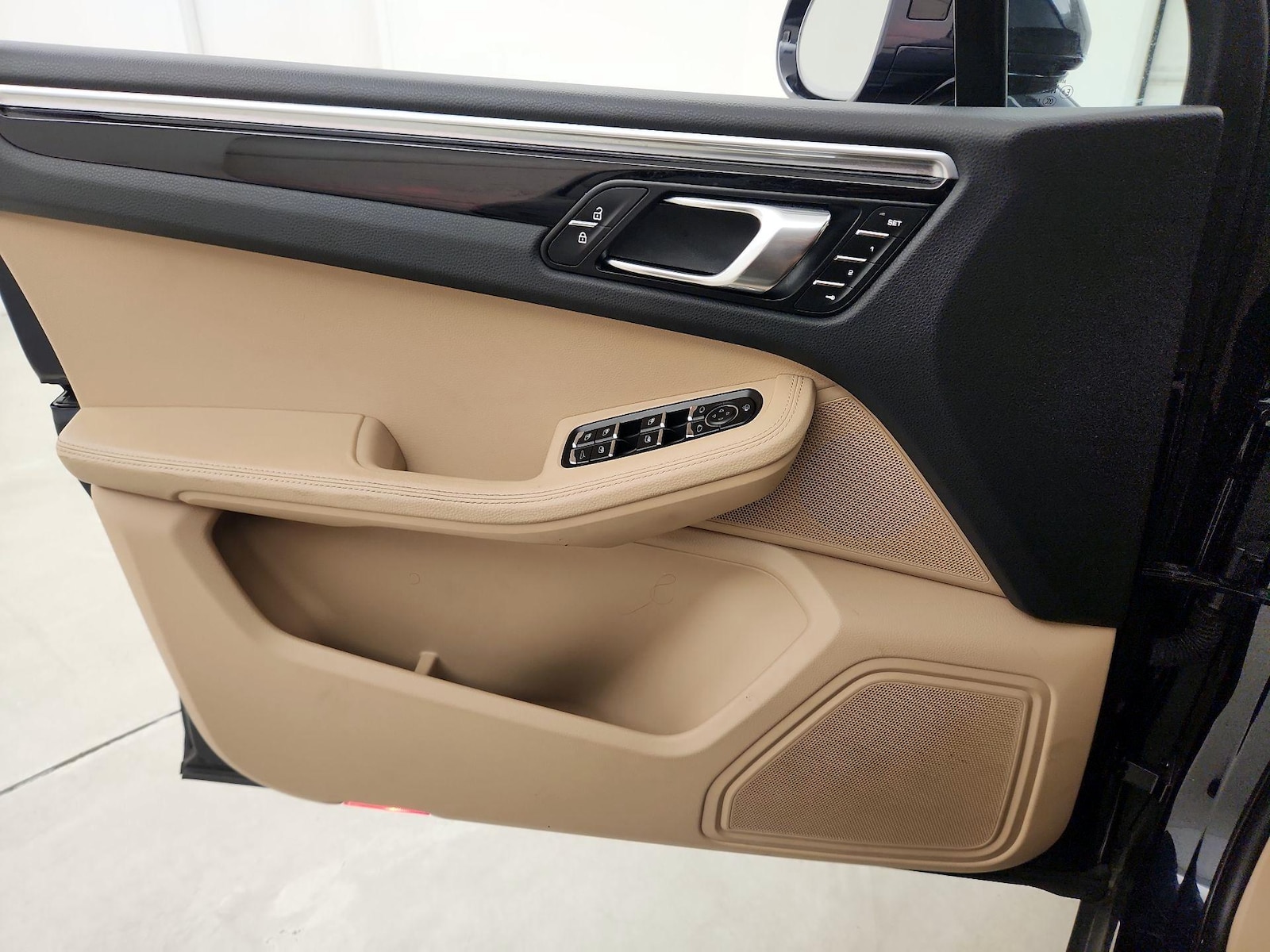 2023 Porsche Macan Base - Photo 13