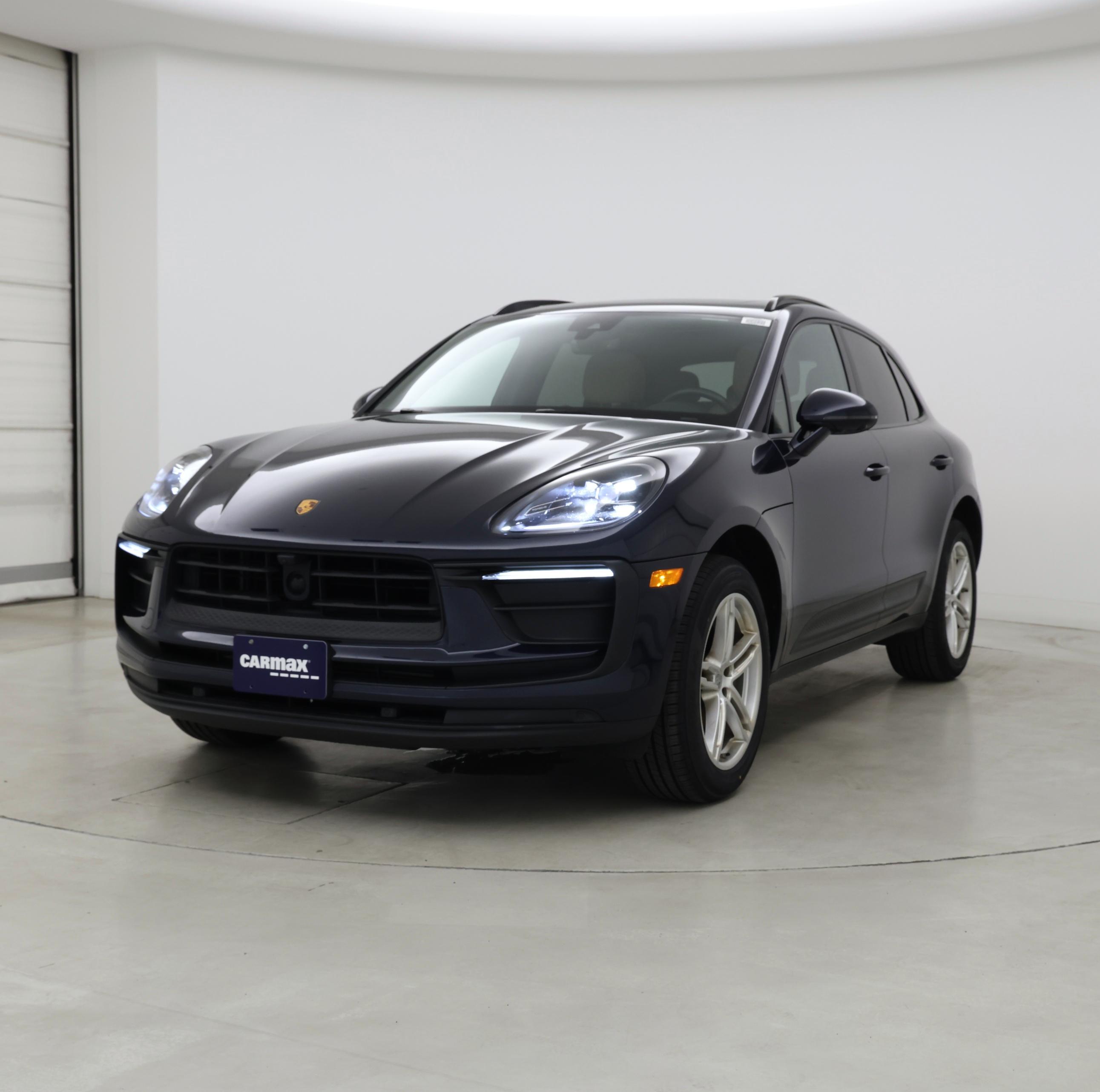 Thumbnail: 2023 Porsche Macan - 4