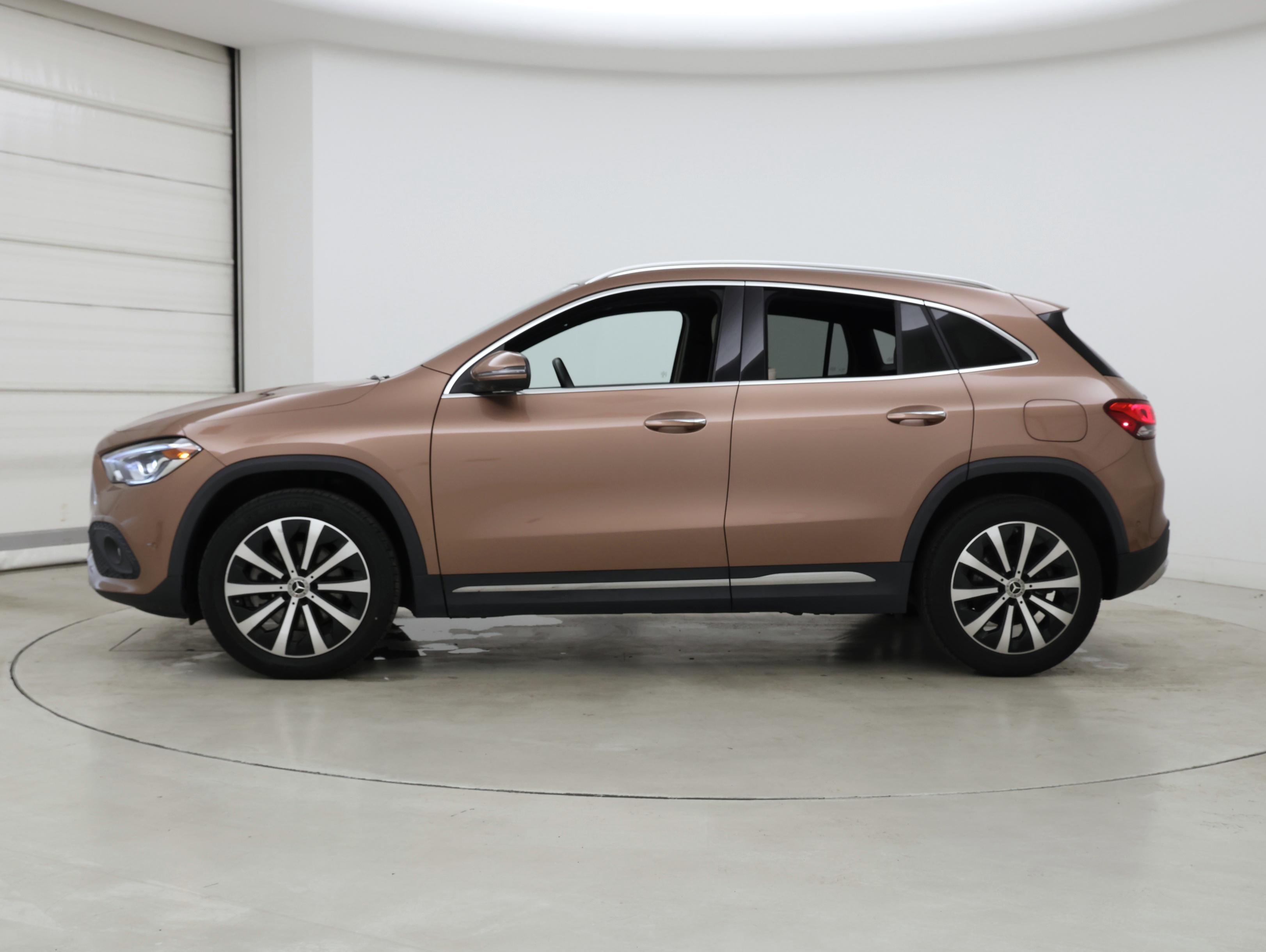 Thumbnail: 2022 Mercedes-Benz GLA - 3