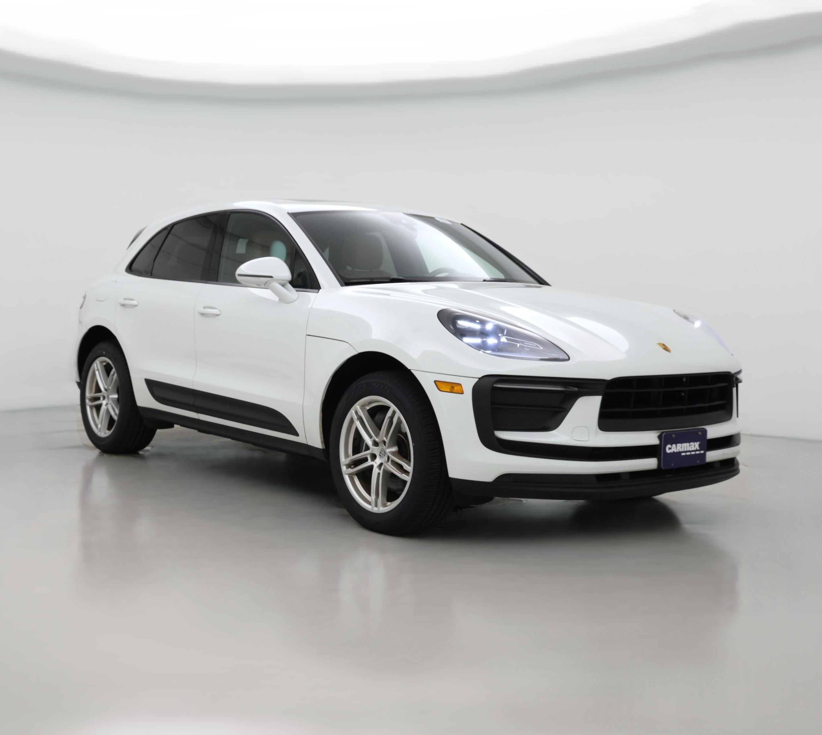 Thumbnail: 2022 Porsche Macan - 1