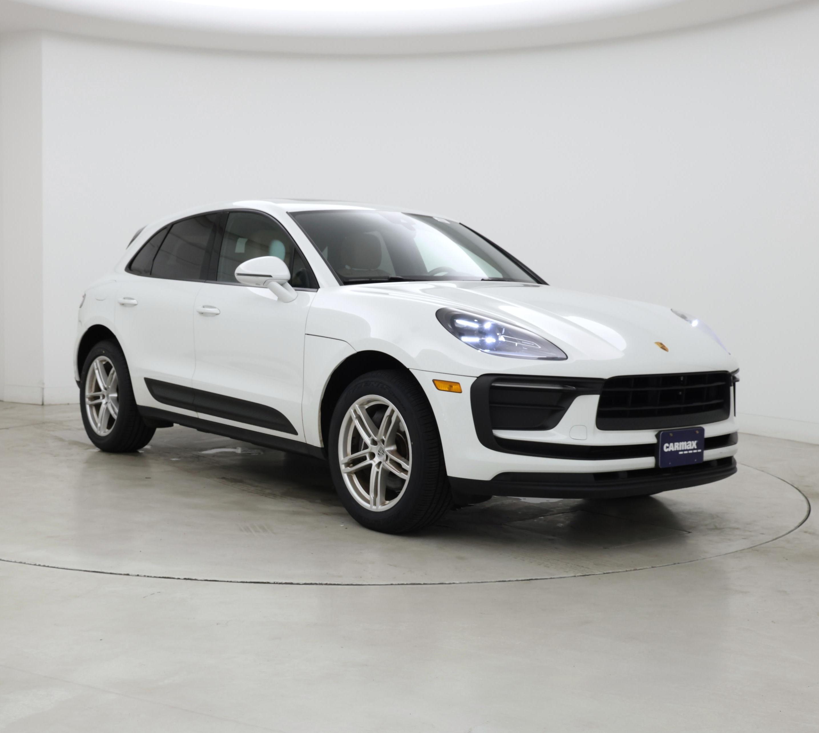 White 2022 Porsche Macan AWD SUV / Crossover All-Wheel Drive Automatic