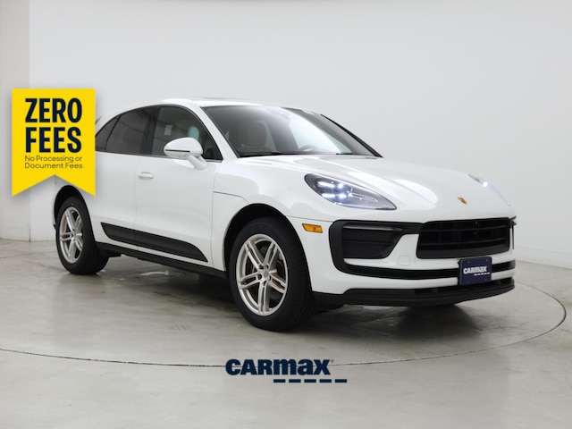 White 2022 Porsche Macan AWD SUV / Crossover All-Wheel Drive Automatic