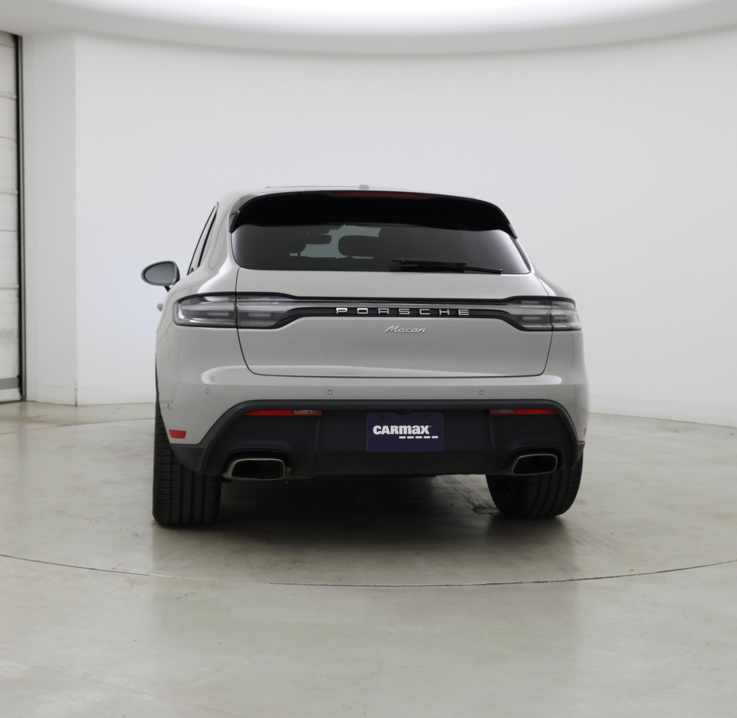 Thumbnail: 2023 Porsche Macan - 6