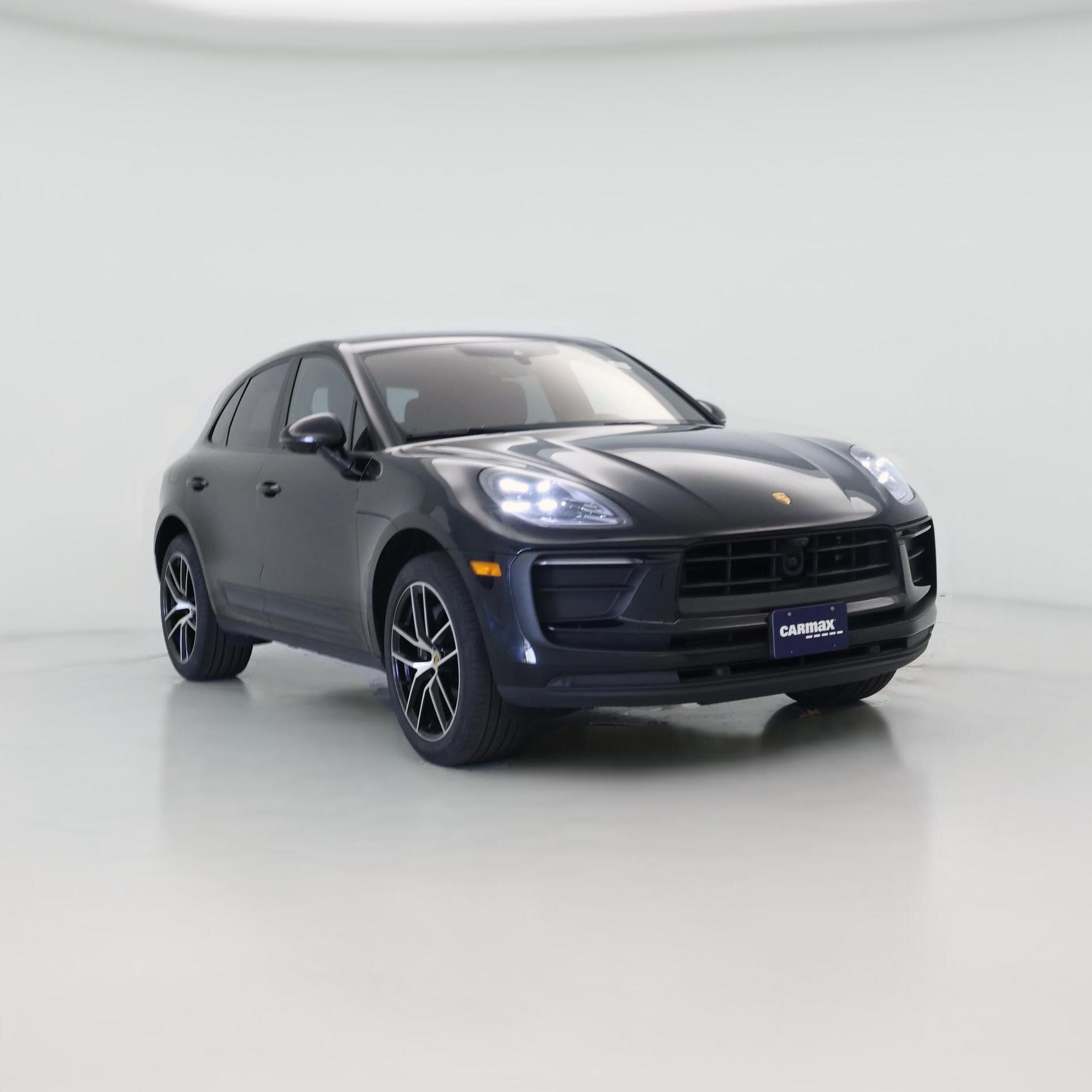 Thumbnail: 2022 Porsche Macan - 1