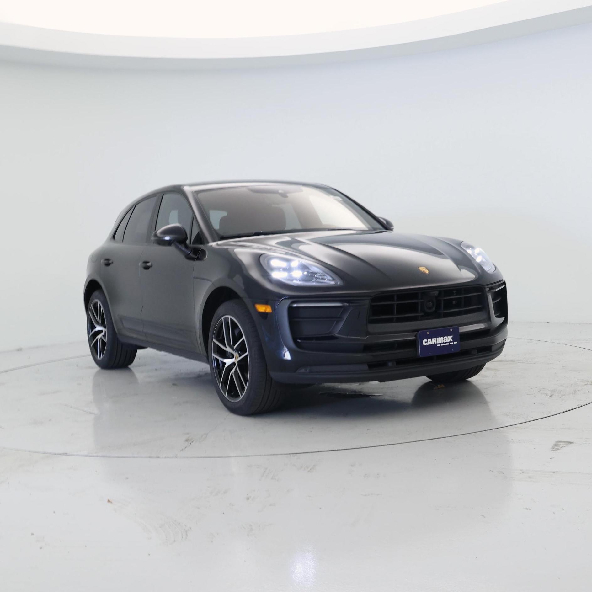 Black 2022 Porsche Macan AWD SUV / Crossover All-Wheel Drive Automatic