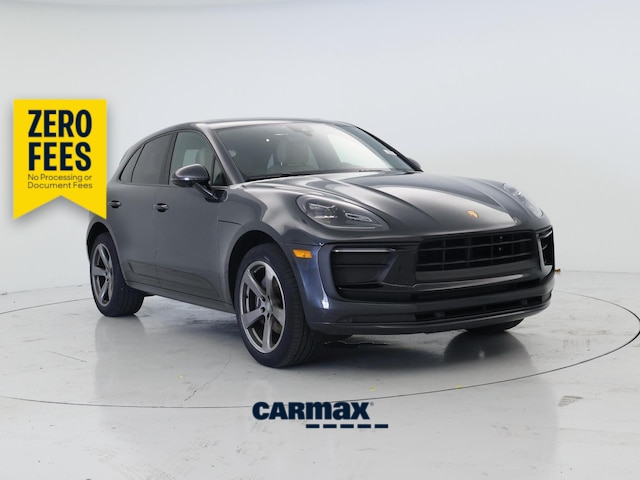 Gray 2022 Porsche Macan AWD SUV / Crossover All-Wheel Drive Automatic