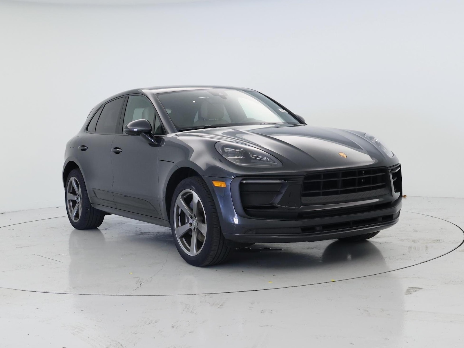 2022 Porsche Macan Base - Photo 2