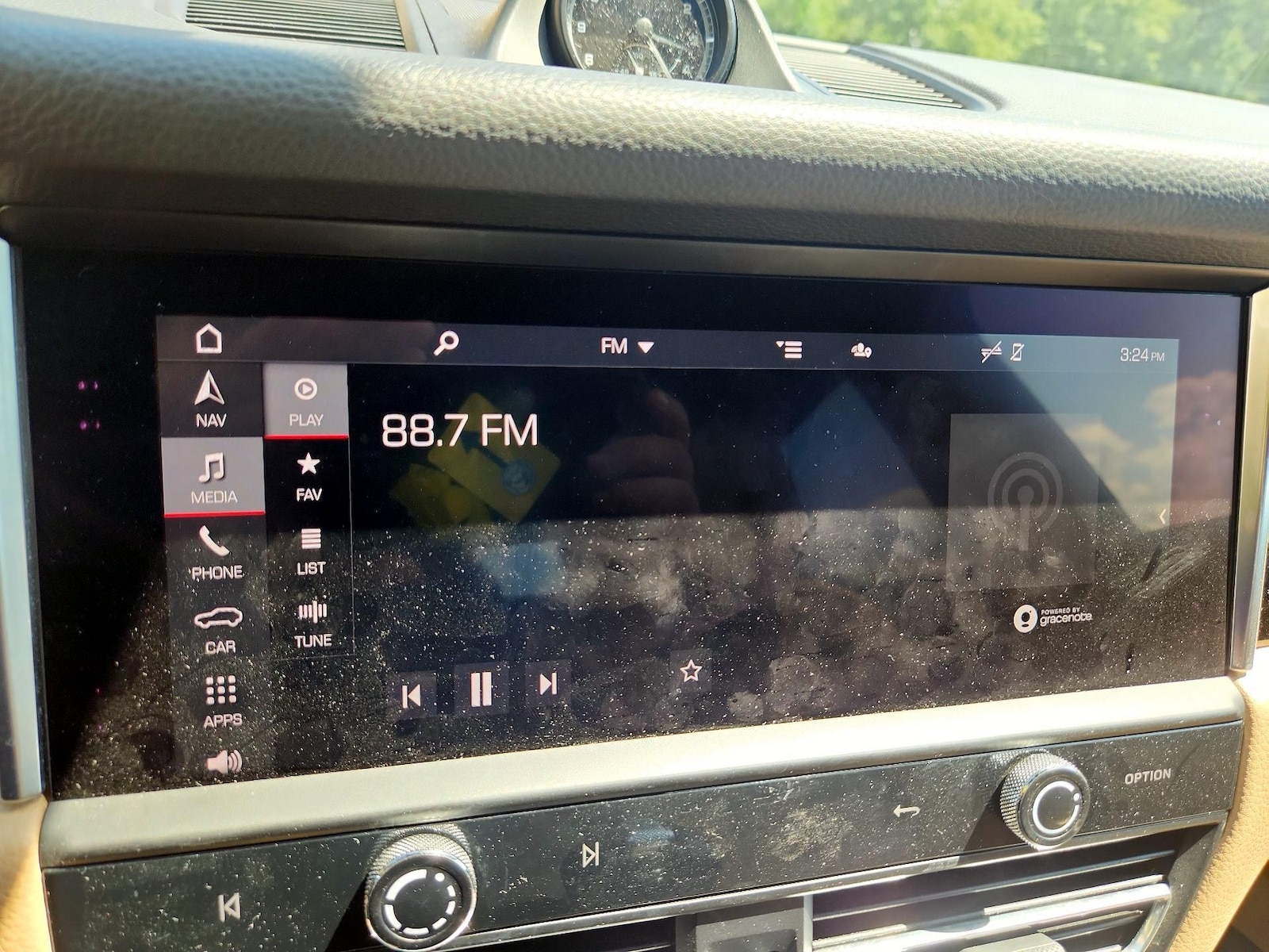 2022 Porsche Macan Base - Photo 17
