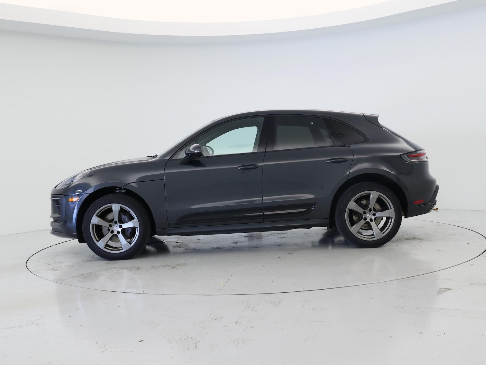 2022 Porsche Macan Base - Photo 4
