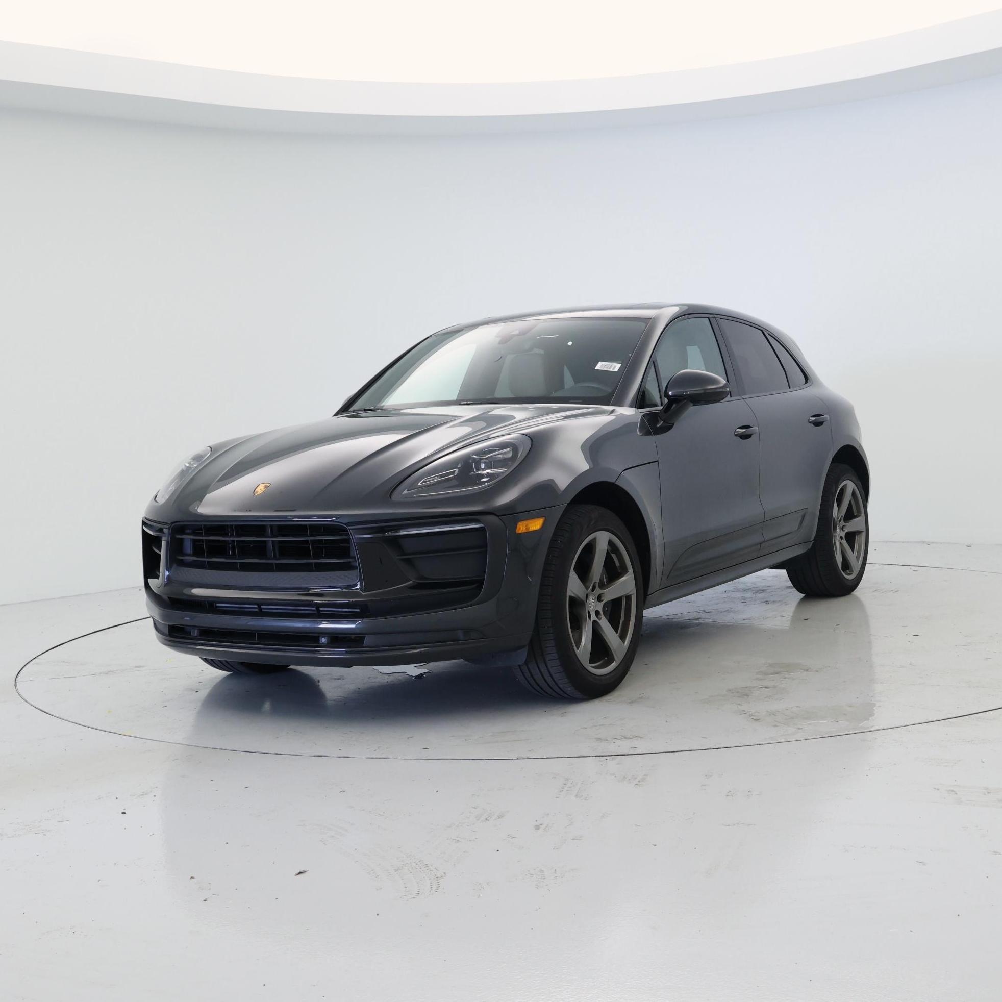 Thumbnail: 2022 Porsche Macan - 4