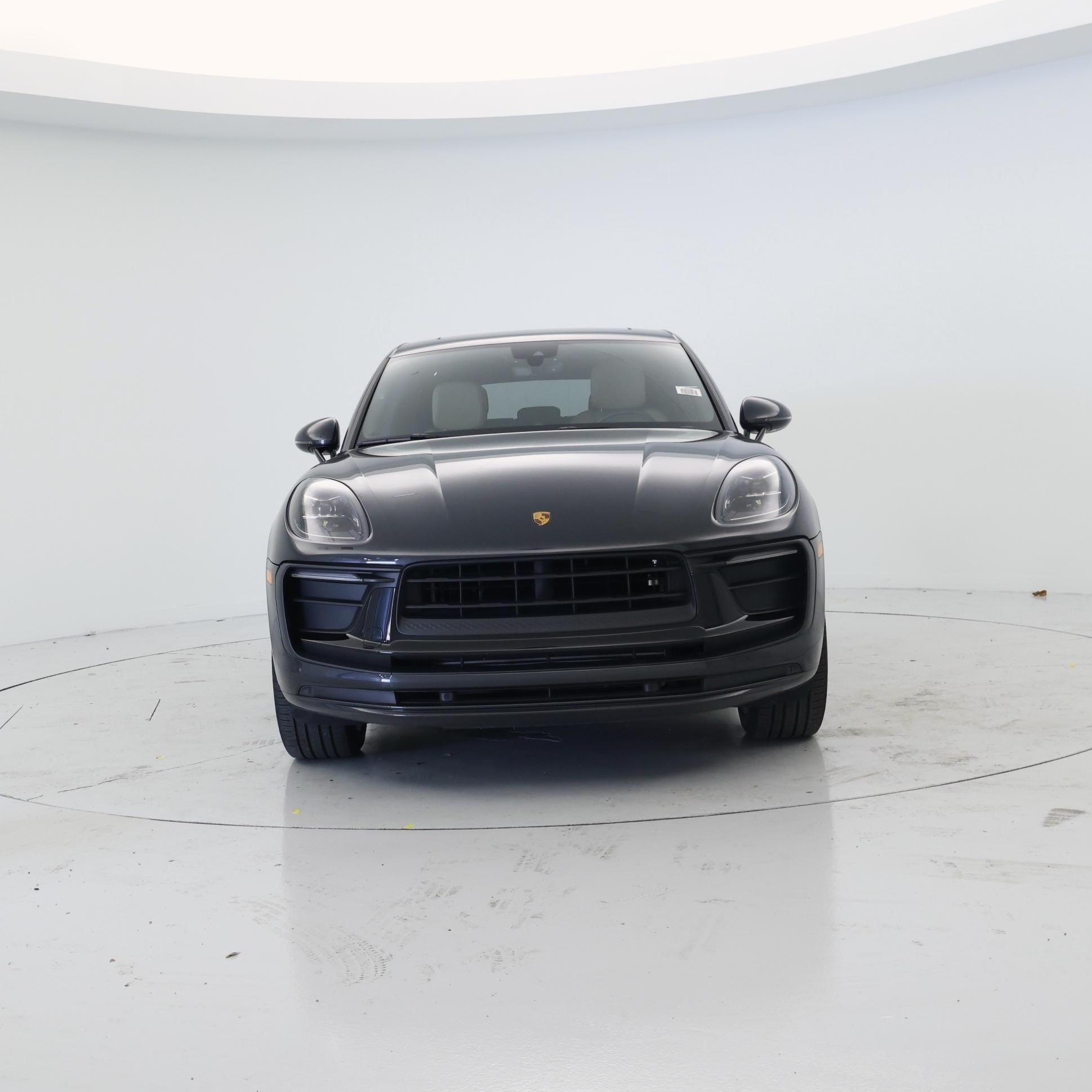 Thumbnail: 2022 Porsche Macan - 5