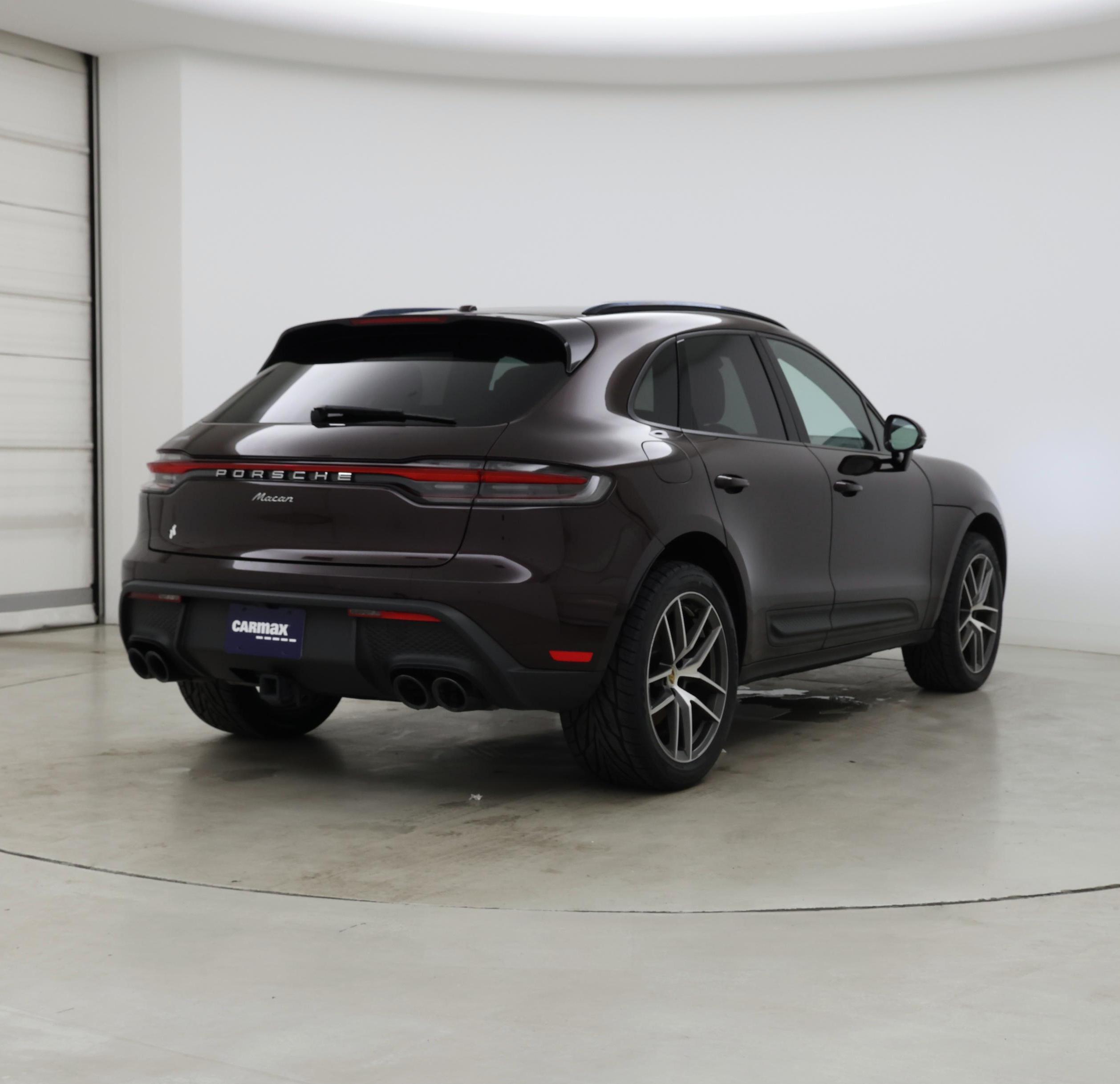 Thumbnail: 2023 Porsche Macan - 8