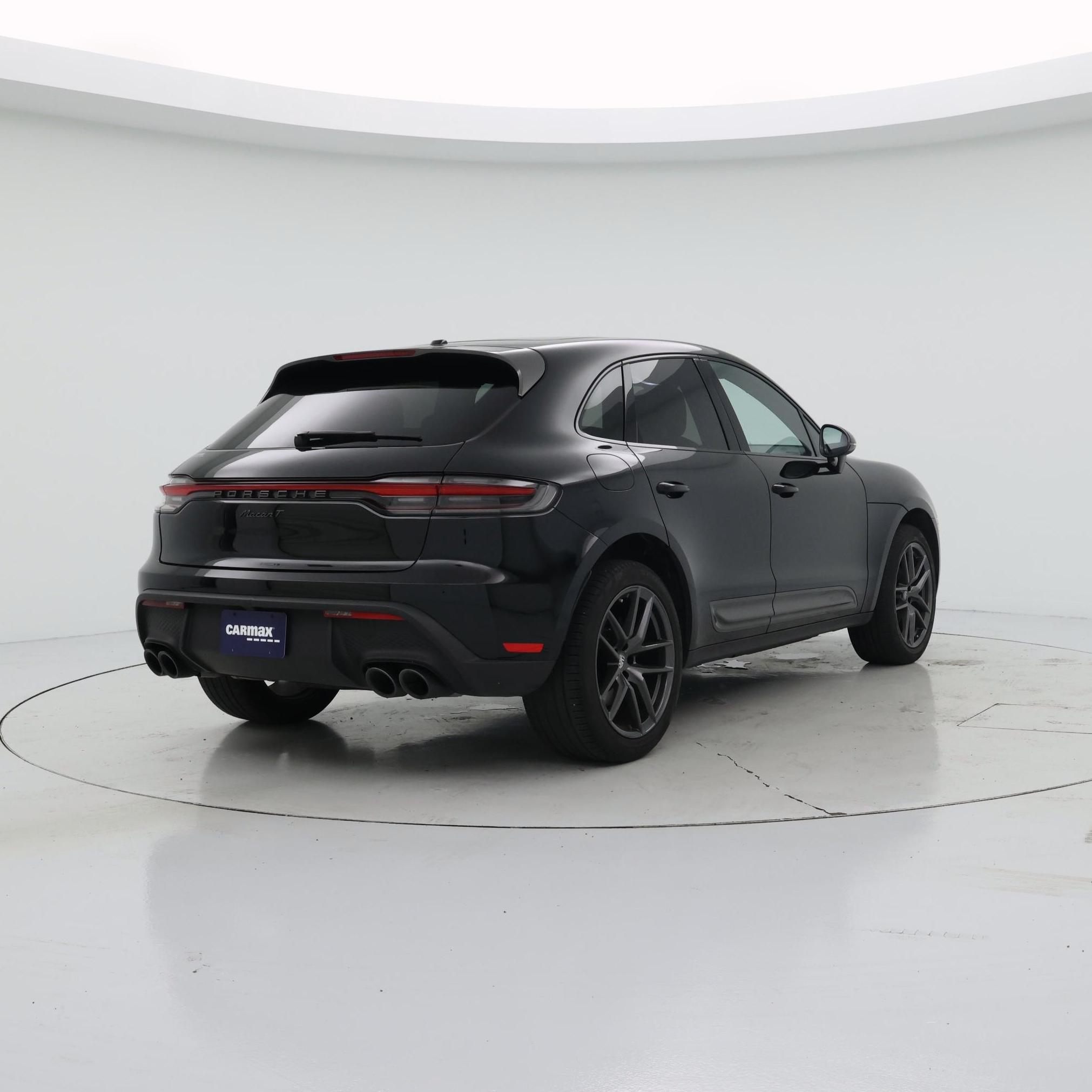 Thumbnail: 2023 Porsche Macan - 8