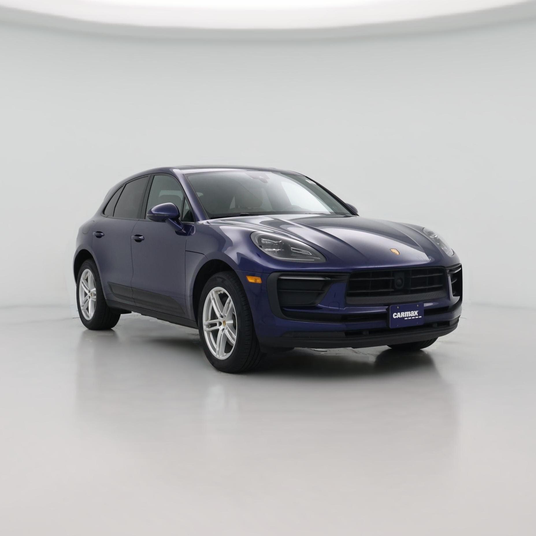 Thumbnail: 2023 Porsche Macan - 1