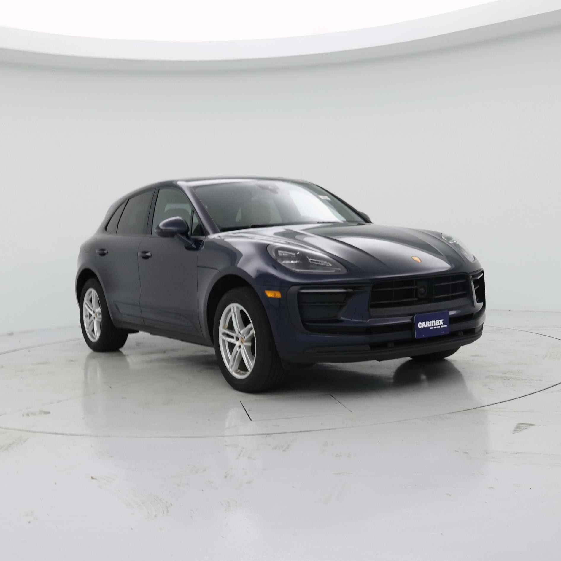 Blue 2023 Porsche Macan SUV / Crossover  Automatic