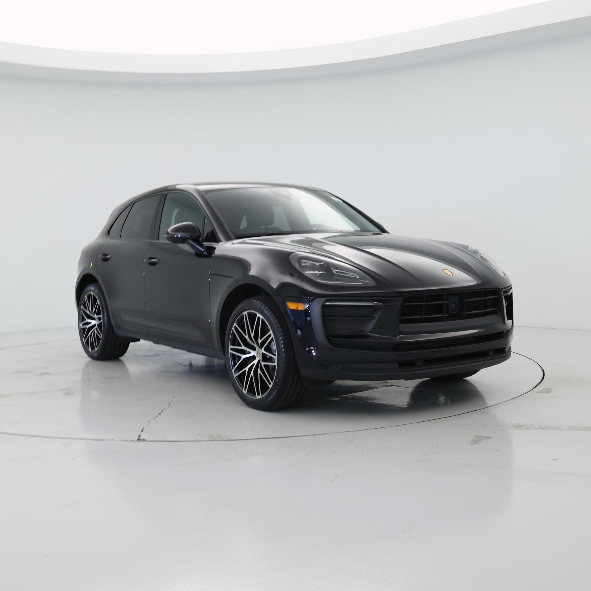  2023 Porsche Macan   