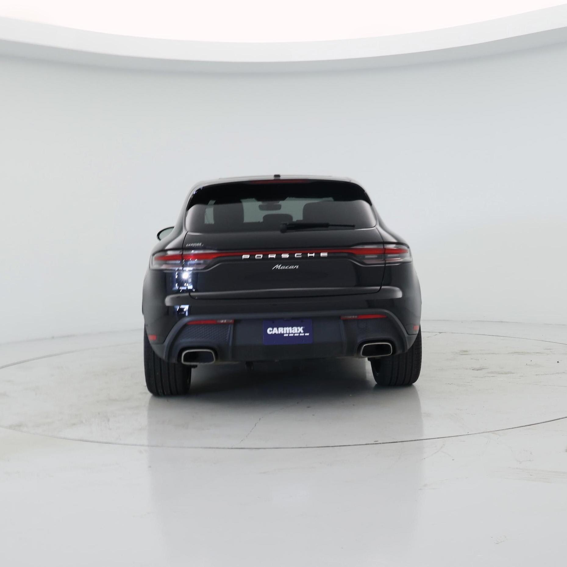 Thumbnail: 2023 Porsche Macan - 6