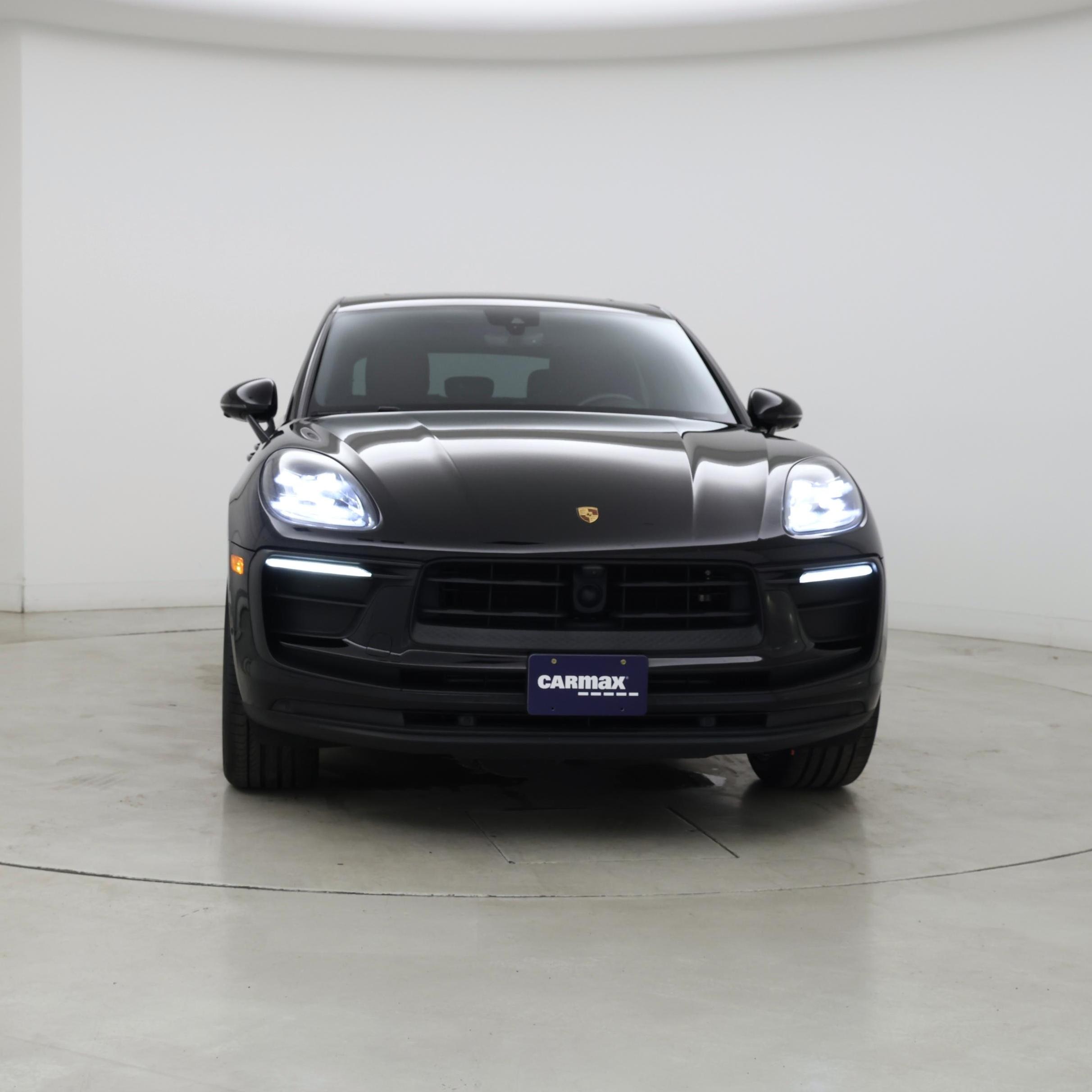 Thumbnail: 2023 Porsche Macan - 5