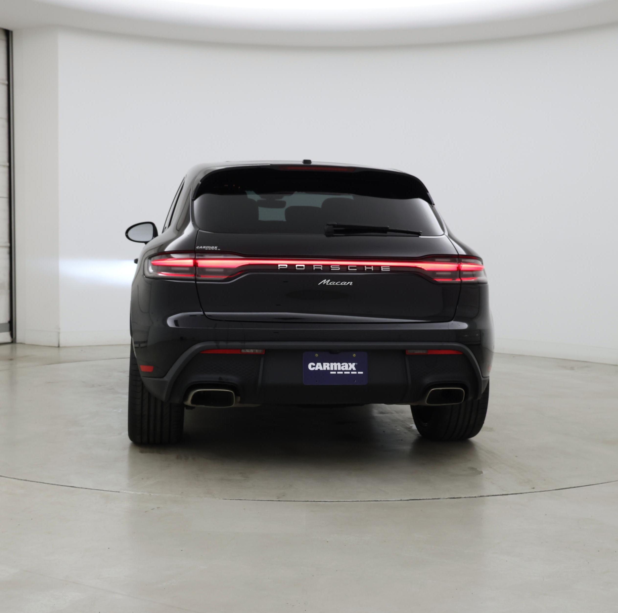 Thumbnail: 2023 Porsche Macan - 6