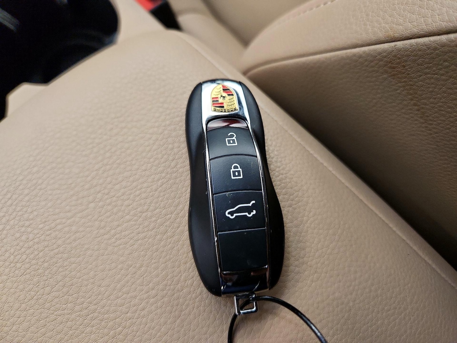 2023 Porsche Macan Base - Photo 23