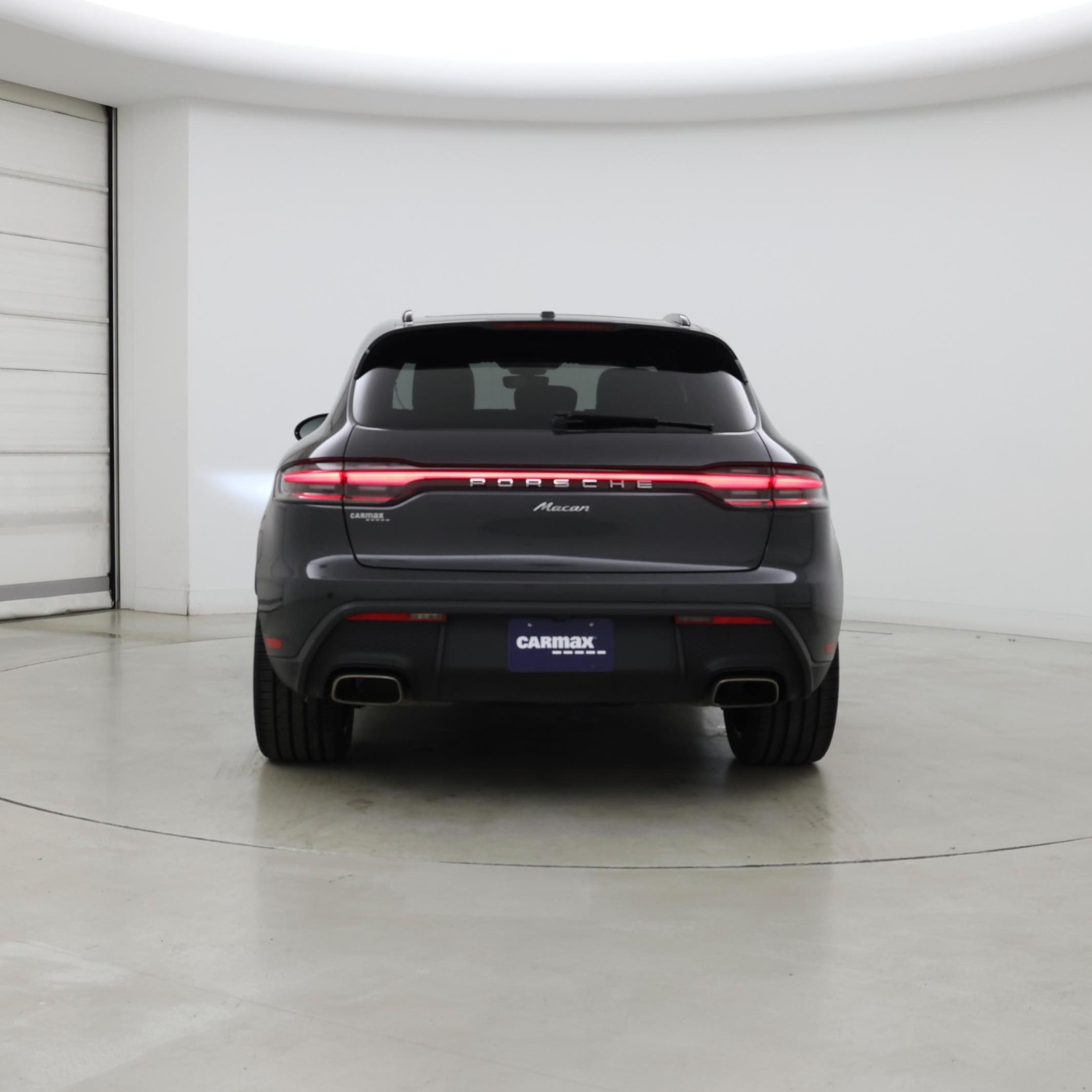 Thumbnail: 2023 Porsche Macan - 6