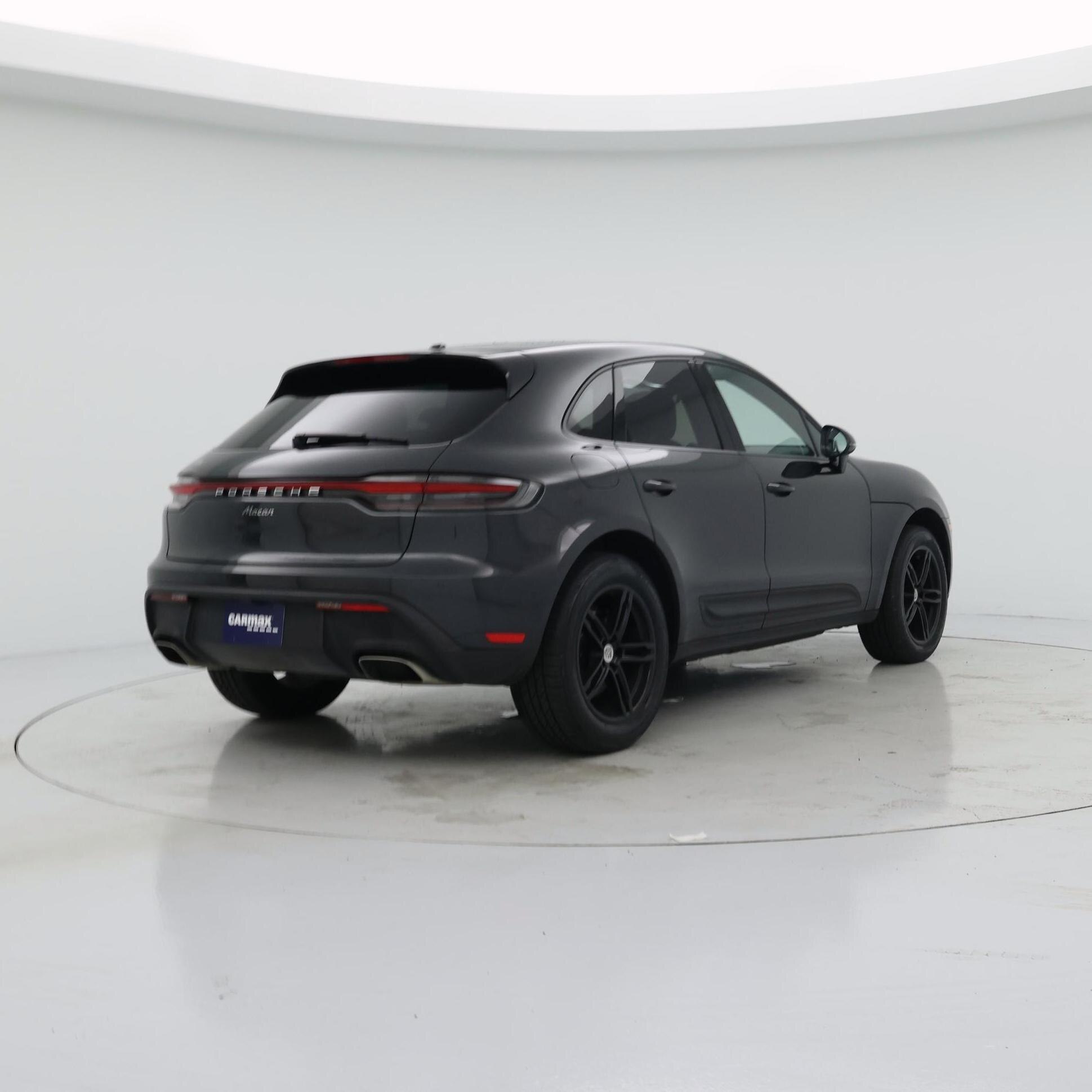 Thumbnail: 2023 Porsche Macan - 8