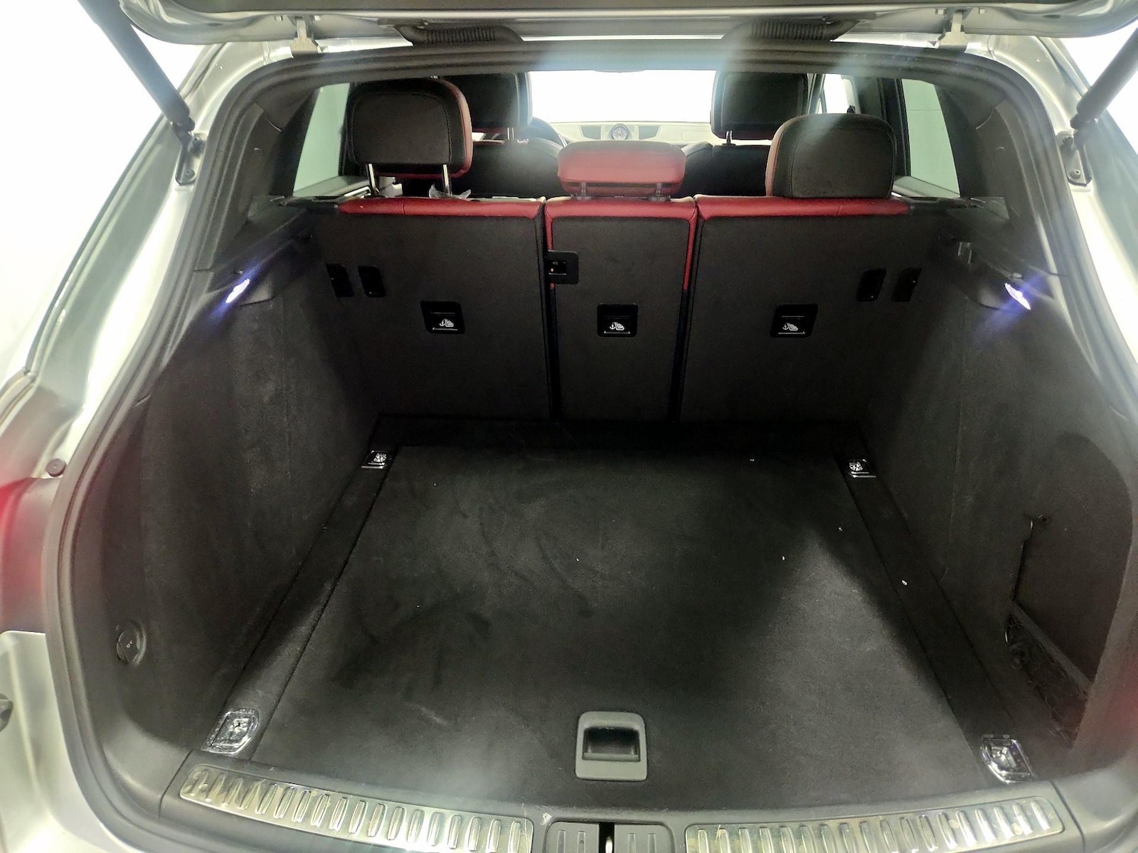 2023 Porsche Macan Base - Photo 22