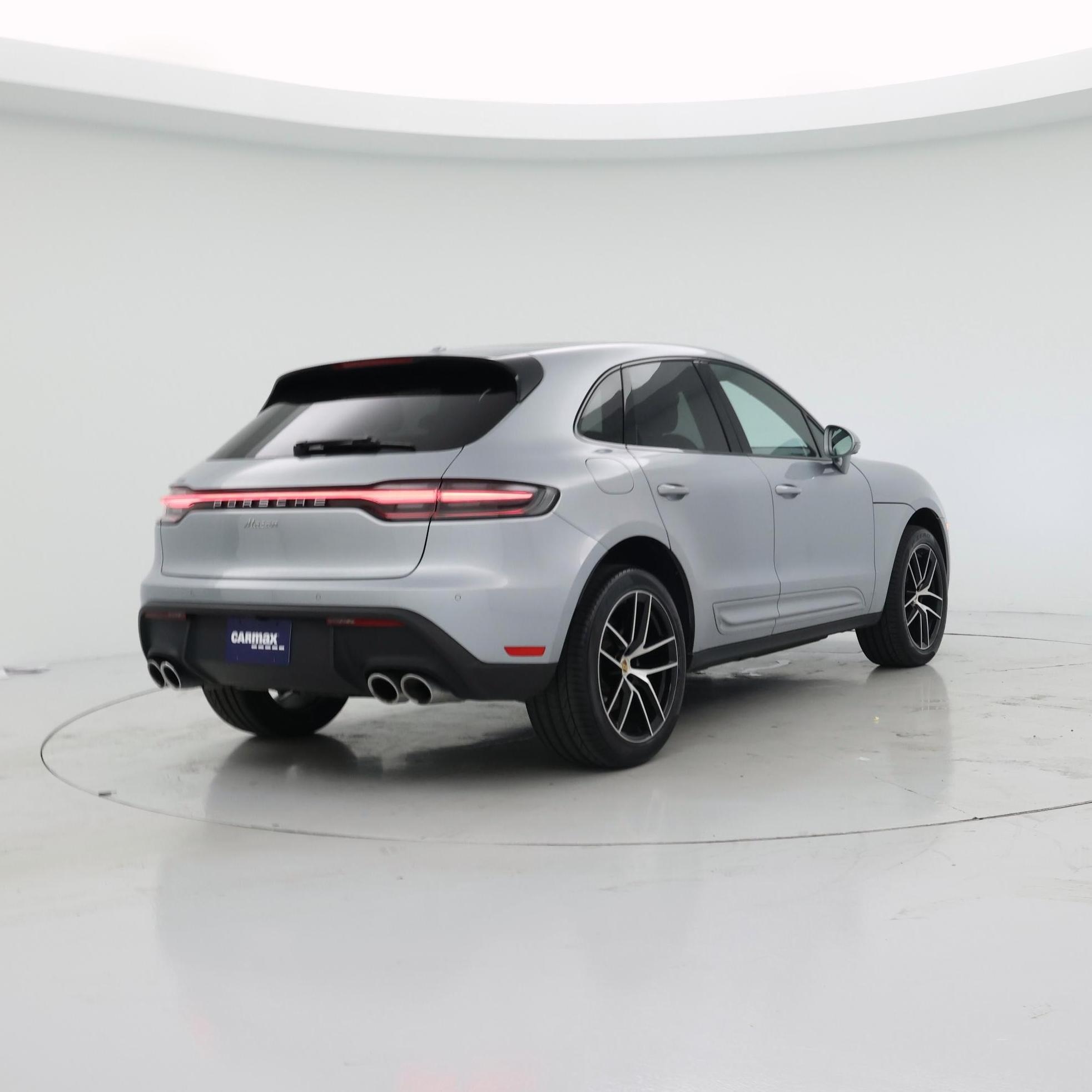 Thumbnail: 2023 Porsche Macan - 8