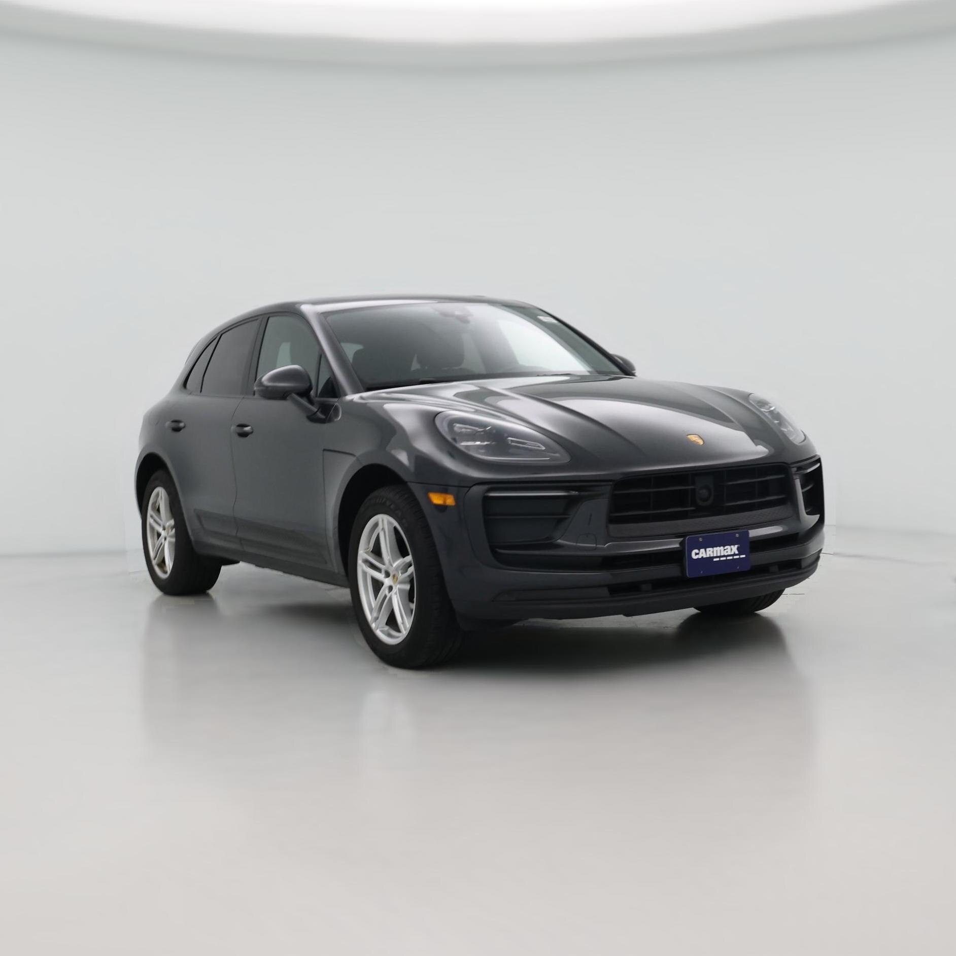 Thumbnail: 2023 Porsche Macan - 1